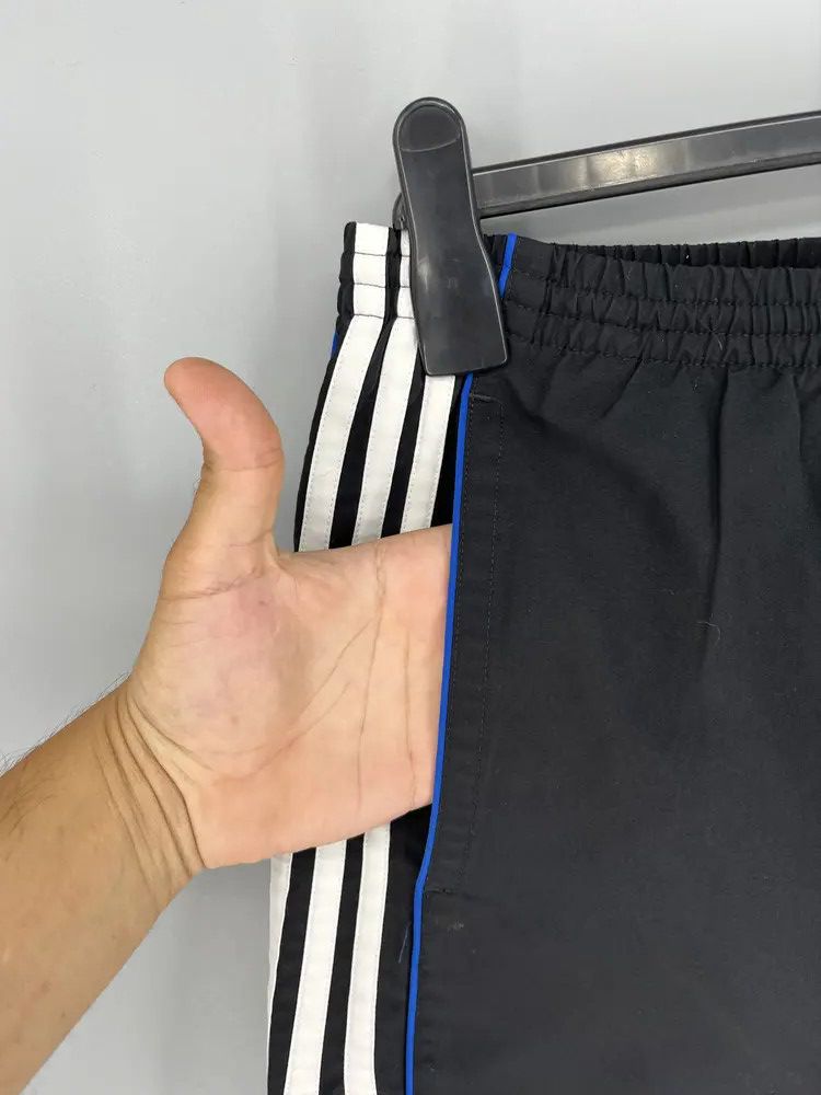 Adidas Vintage Adidas shorts streetwear y2k style casual Size US 36 / EU 52 - 6 Thumbnail