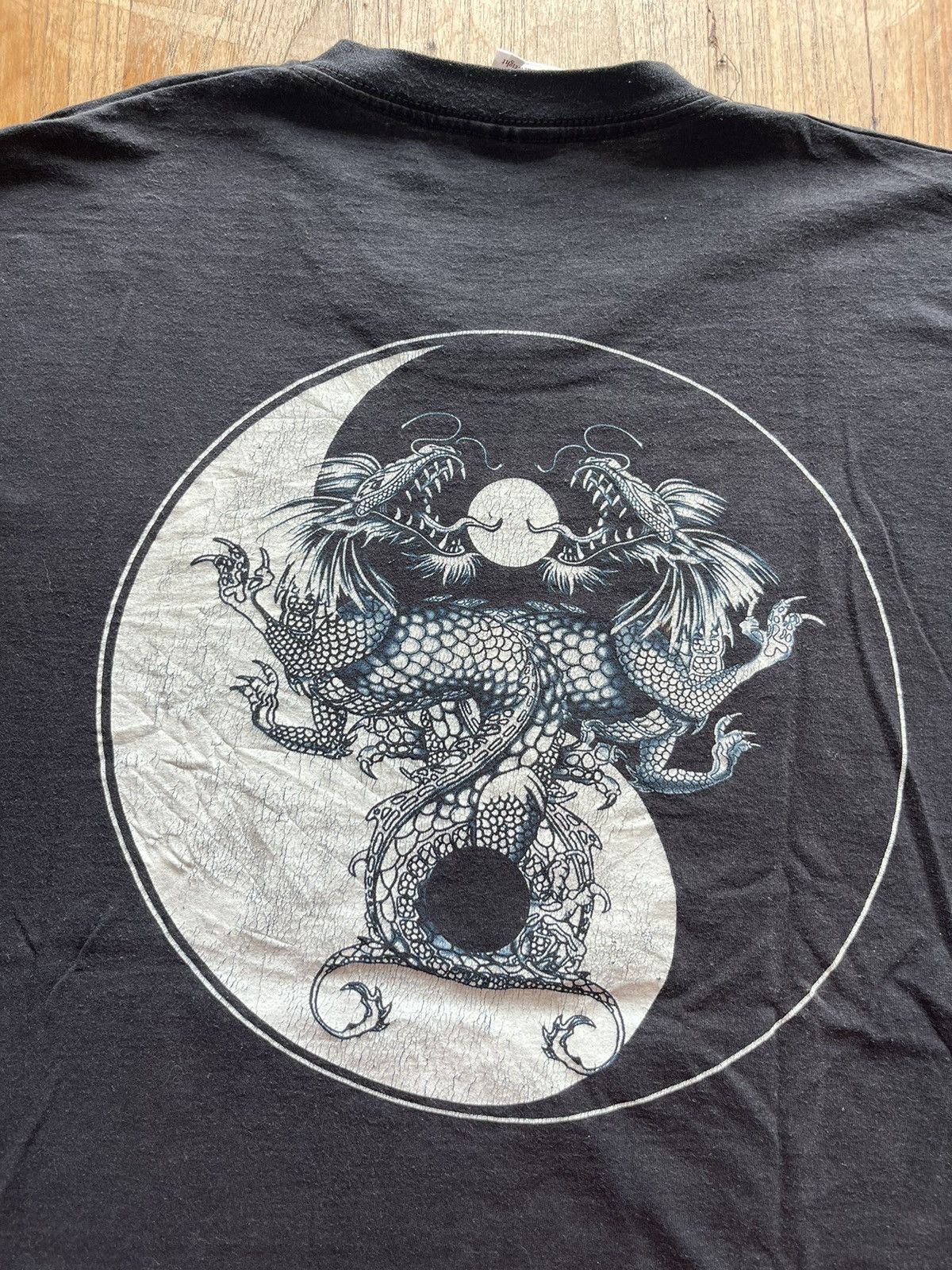 Vintage Vintage YIN YANG Dragons Art design Tshirt Size US XL / EU 56 / 4 - 10 Thumbnail