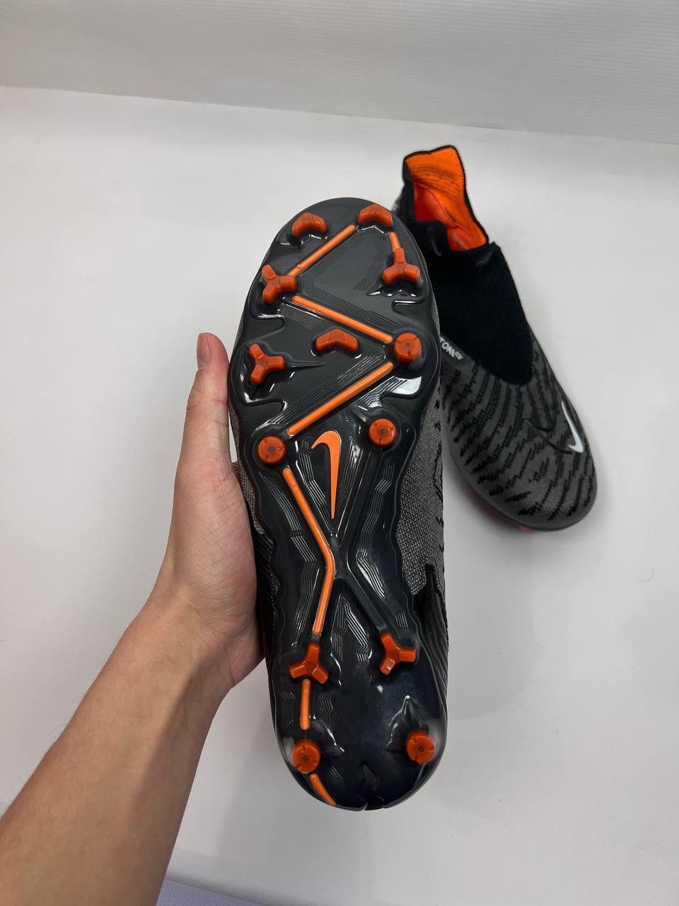 Nike Nike Phantom Gx soccer size US 8 Size US 8 / EU 41 - 11 Thumbnail