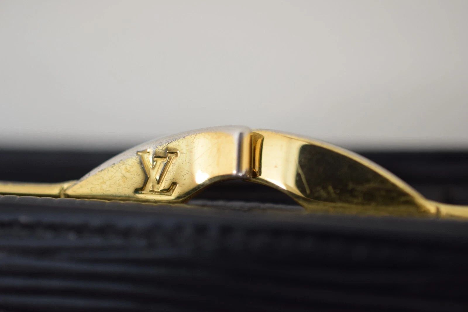 Louis Vuitton LVuitton Porte Monnaie Viennois Wallet Epi Leather M63242 Size ONE SIZE - 15 Thumbnail
