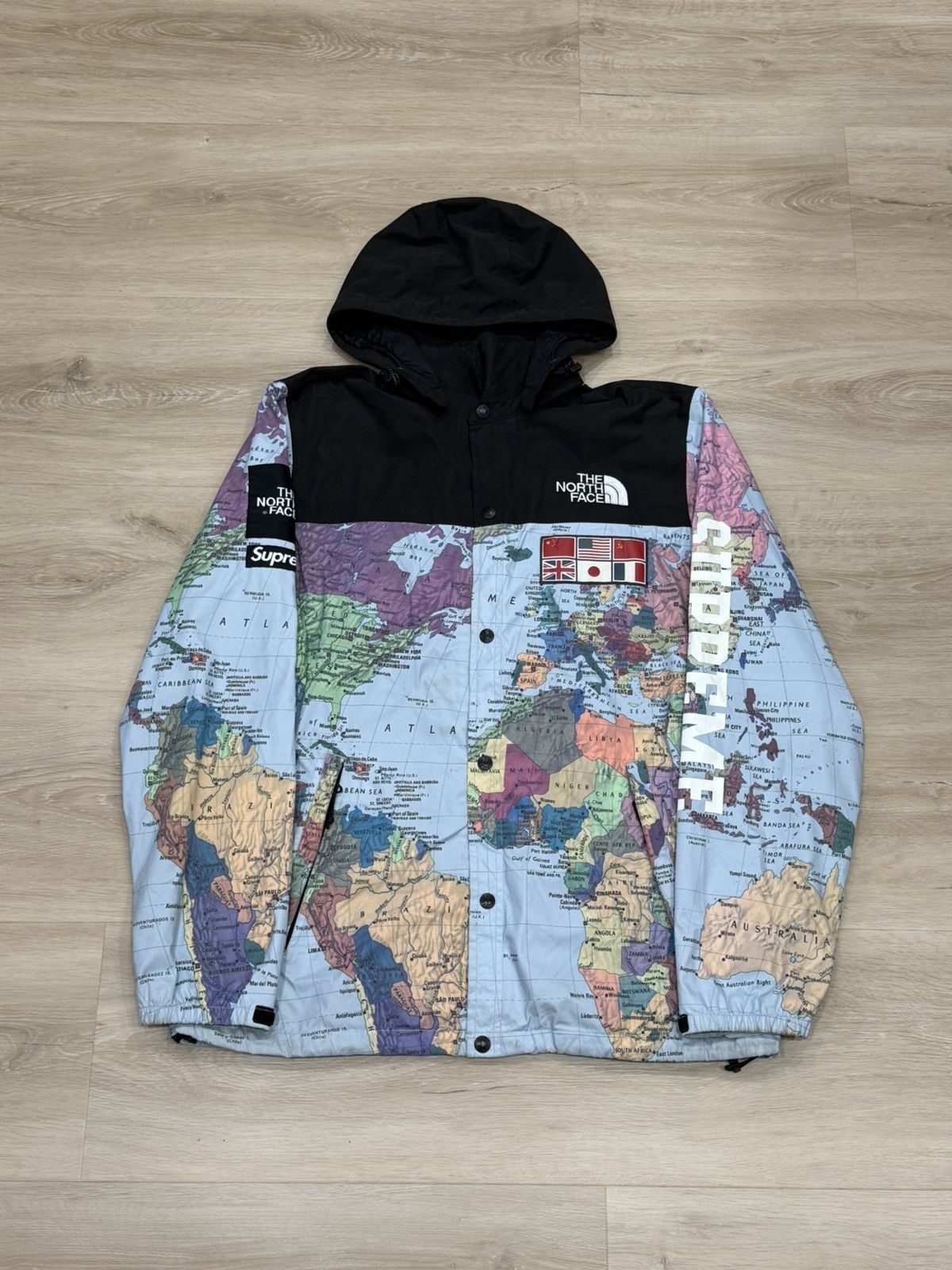 Supreme × The North Face Supreme/TNF Atlas World Map Expedition Mountain Jacket Size US L / EU 52-54 / 3 - 1 Thumbnail