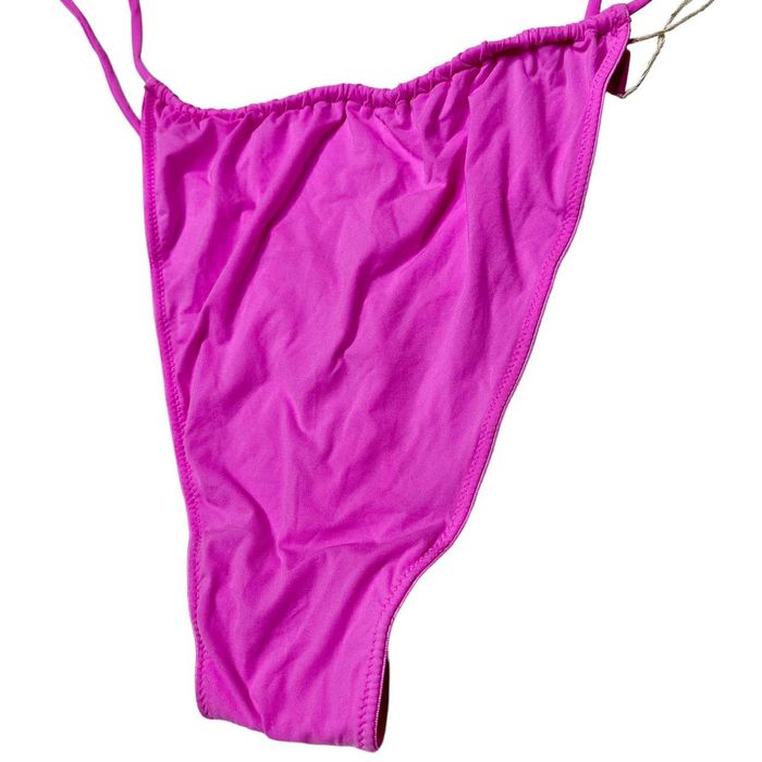 SKIMS Fits Everybody Thong in Neon Orchid