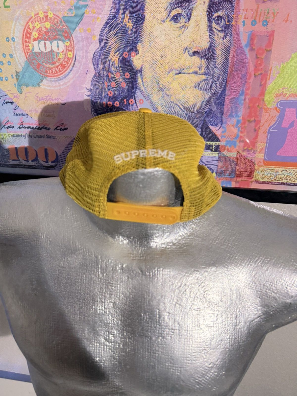 Supreme Supreme gradient logo mesh trucker snapback yellow white Size ONE SIZE - 3 Thumbnail
