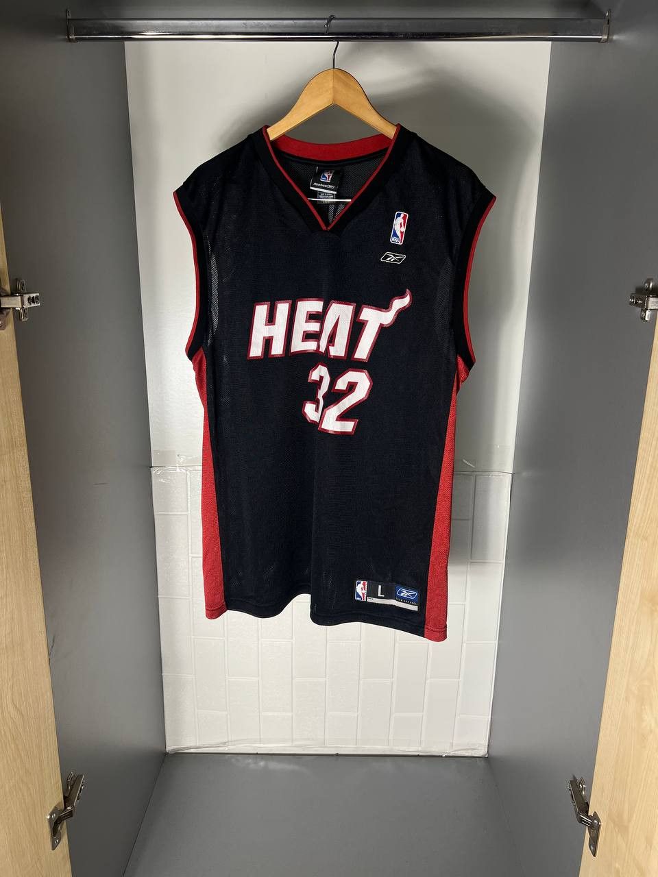 Reebok VINTAGE REEBOK MIAMI HEAT NBA O’NEAL BASKETBALL JERSEA Y2K Size US L / EU 52-54 / 3 - 4 Thumbnail