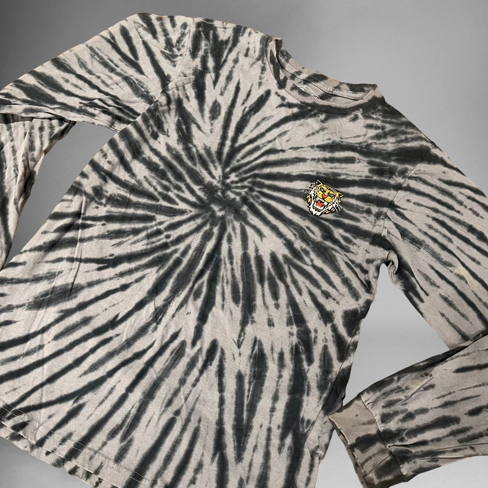 Eighty Eight Y2K Eighty-Eight Tie-Dye Long Sleeve Tiger Shirt Skater Size US S / EU 44-46 / 1 - 2 Thumbnail