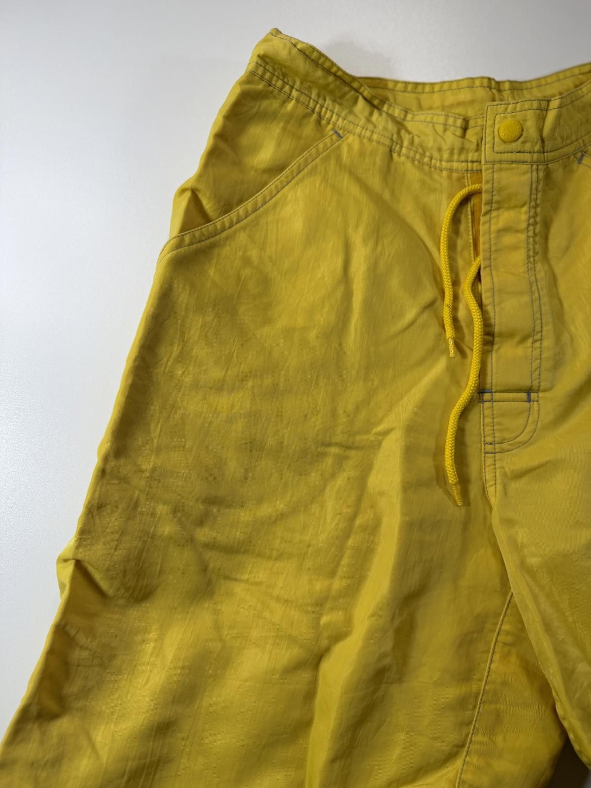 Tommy Hilfiger Tommy Hilfiger Yellow Cargo Shorts S Size US 32 / EU 48 - 3 Thumbnail