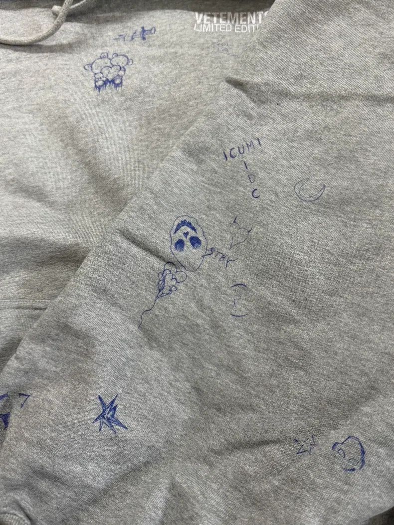 Vetements Vetements Doodle Grey Oversized Hoodie with Round Pen Size US S / EU 44-46 / 1 - 5 Thumbnail