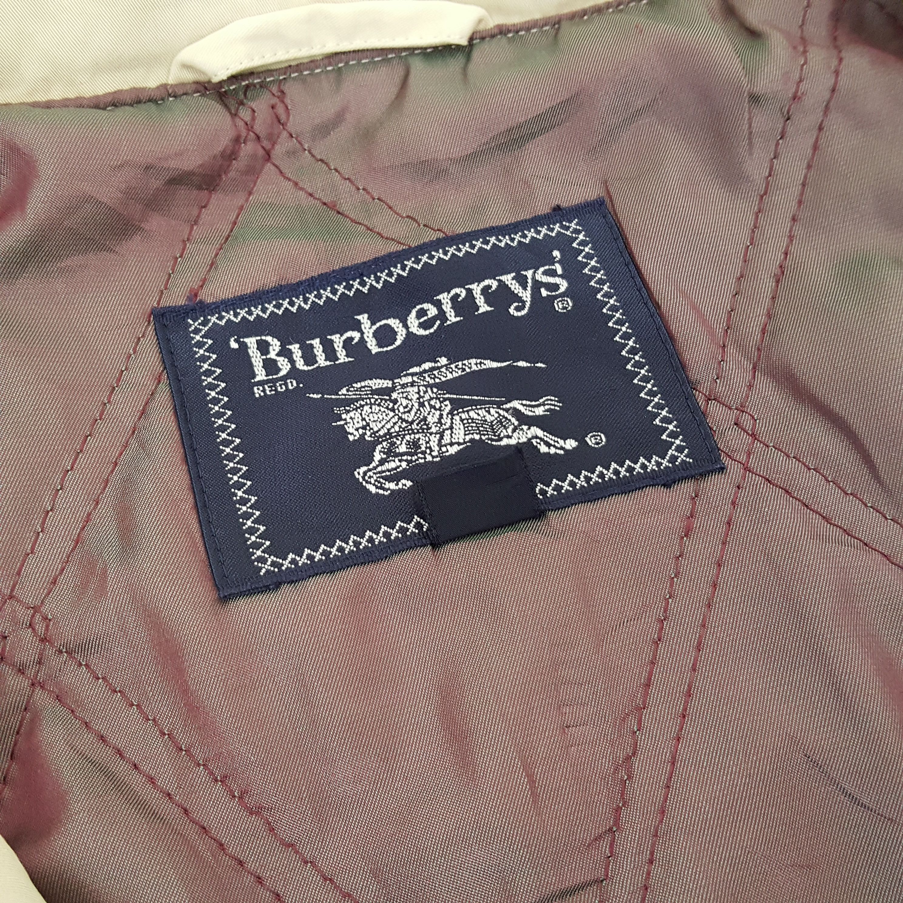 Burberry × Vintage Burberrys Luxury Brand Winter Style Small Logo Jacket Size US XL / EU 56 / 4 - 6 Thumbnail