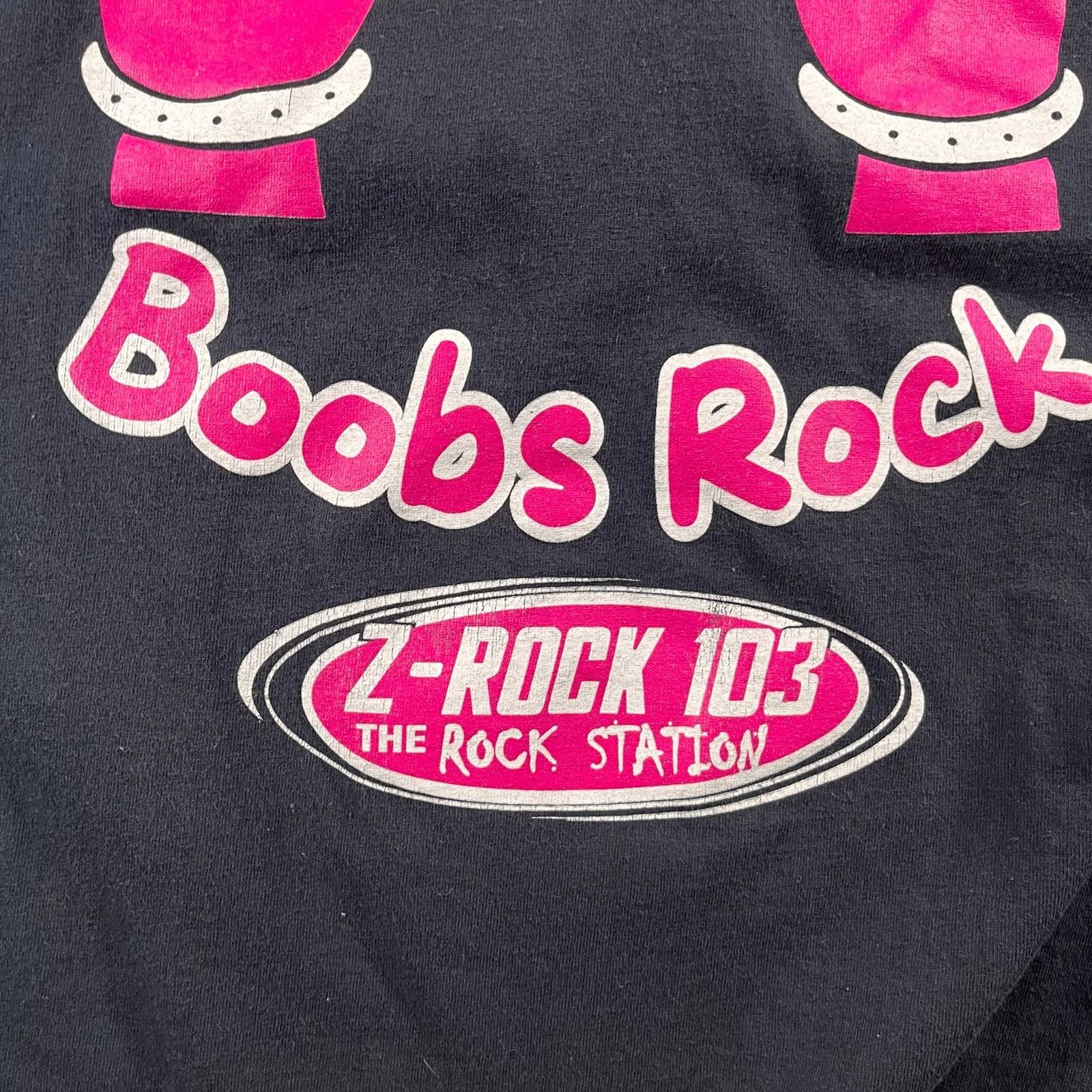 Gildan B**bs rock t shirt Size US L / EU 52-54 / 3 - 2 Thumbnail