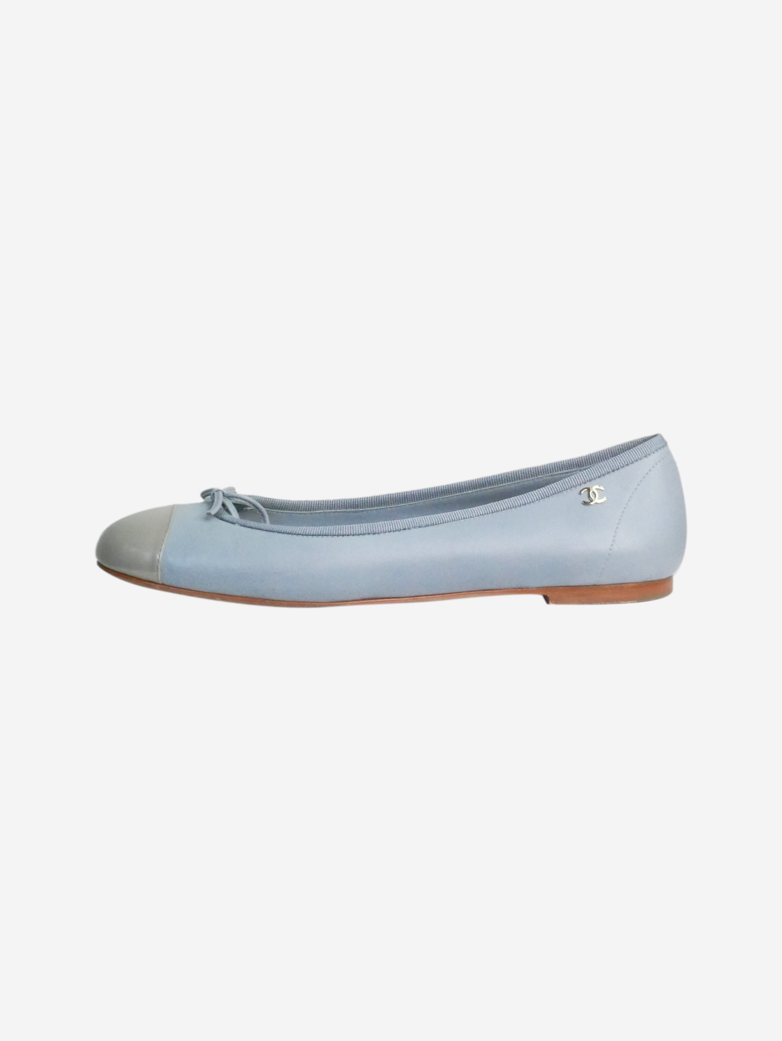 Chanel Blue patent-toe leather ballet flats - size EU 37.5