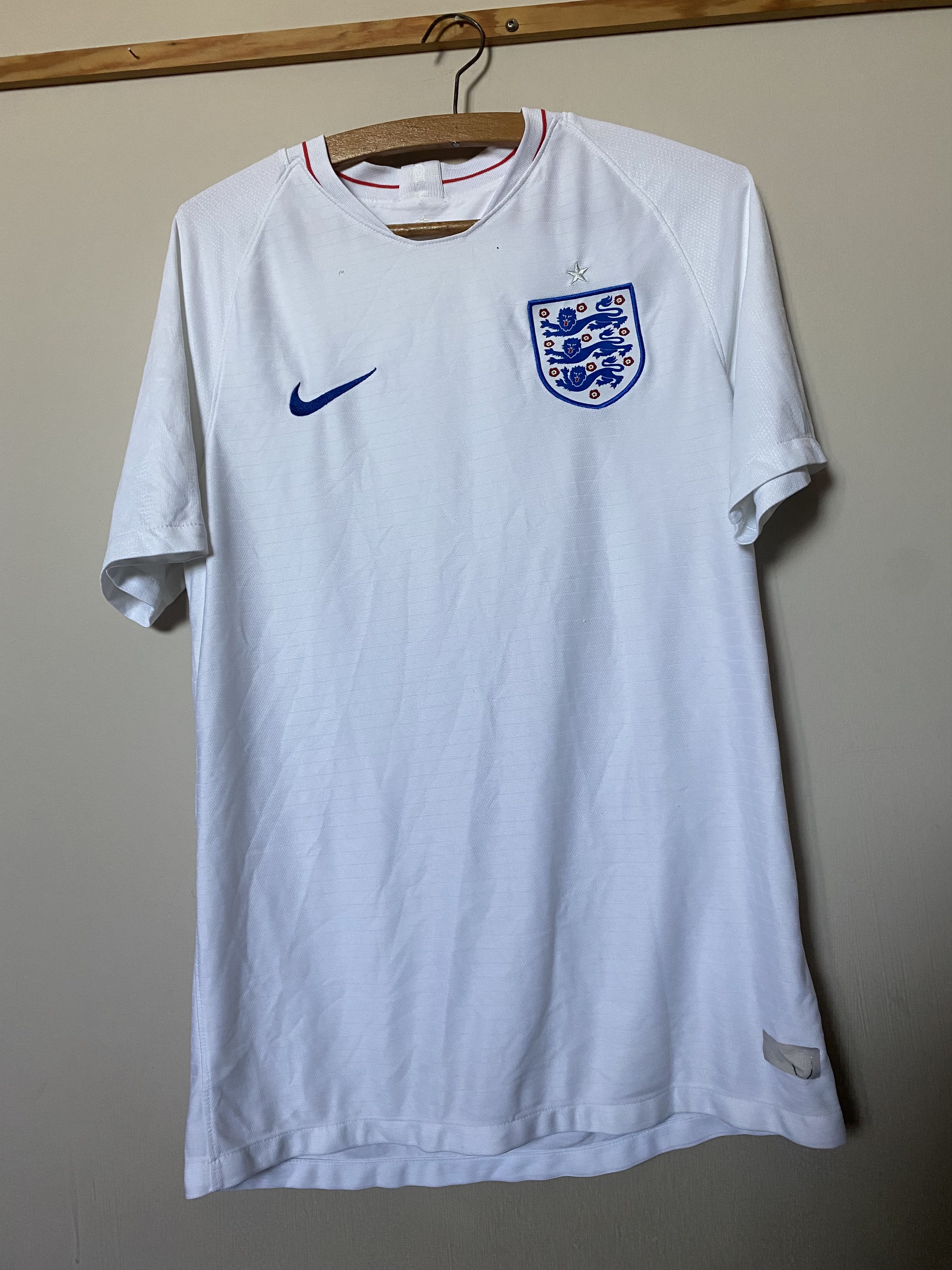 Nike Football Jersey ENGLAND - 2014 - 2016 - Nike - M - UNIQUE Size US M / EU 48-50 / 2 - 1 Thumbnail