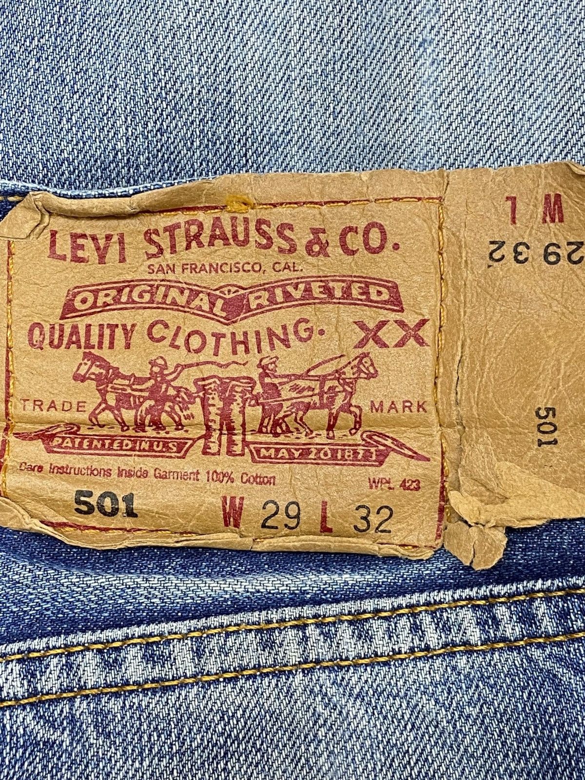 Levi's Levi’s Faded Blue Wash Straight Leg Style Jeans Size US 28 / EU 44 - 11 Thumbnail