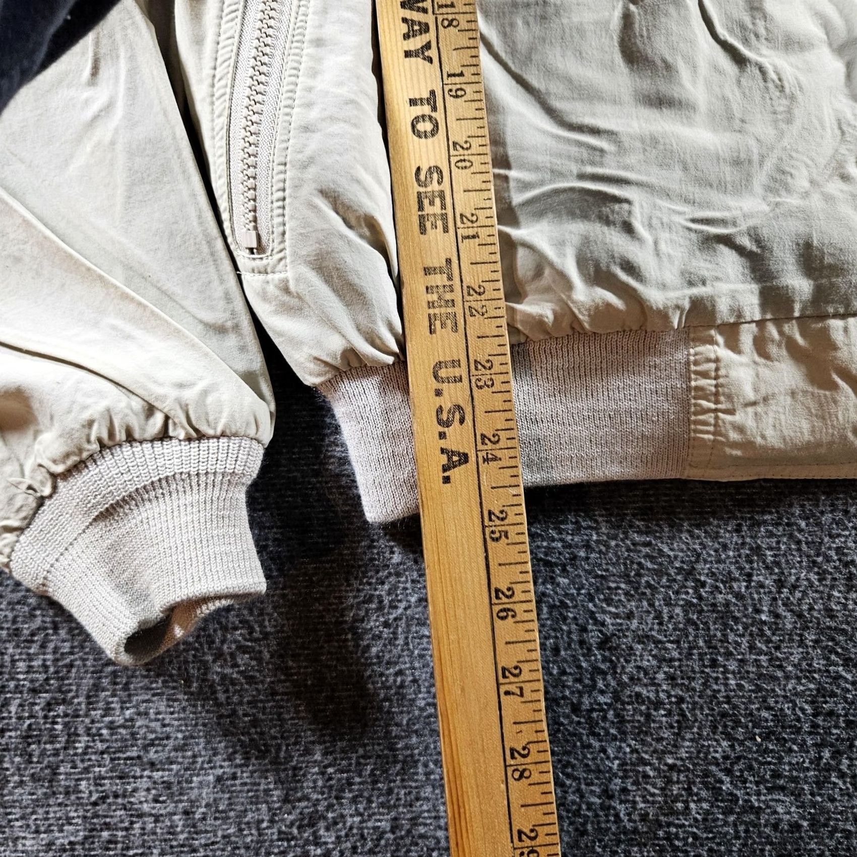 Eddie Bauer VINTAGE Eddie Bauer Jacket Mens XL Beige Nylon Fleece Lined Bomber Made USA Size US XL / EU 56 / 4 - 7 Thumbnail