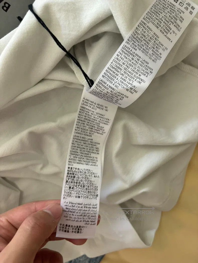 Balenciaga Balenciaga Casual solid-color round-neck print long-sleeve Size US M / EU 48-50 / 2 - 7 Thumbnail