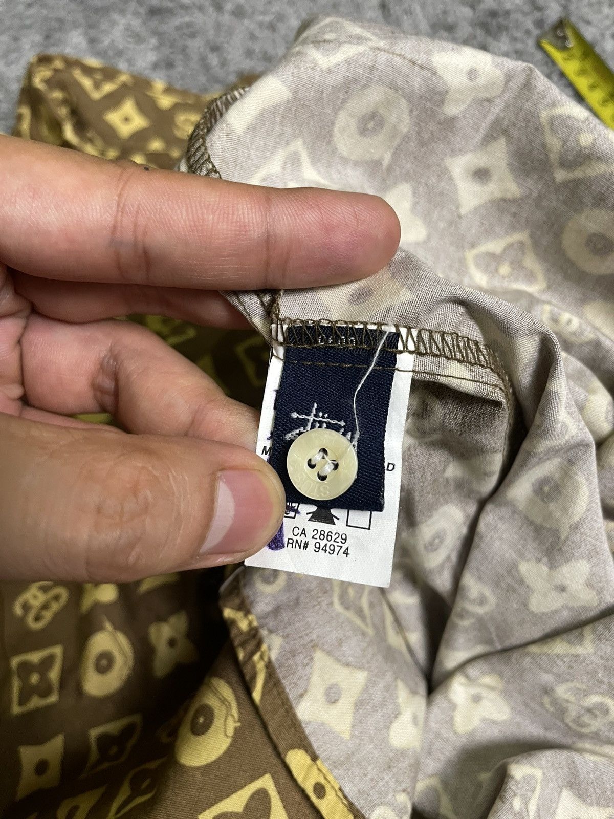 Stussy 90’s Stussy LV Monogram Size US M / EU 48-50 / 2 - 6 Thumbnail