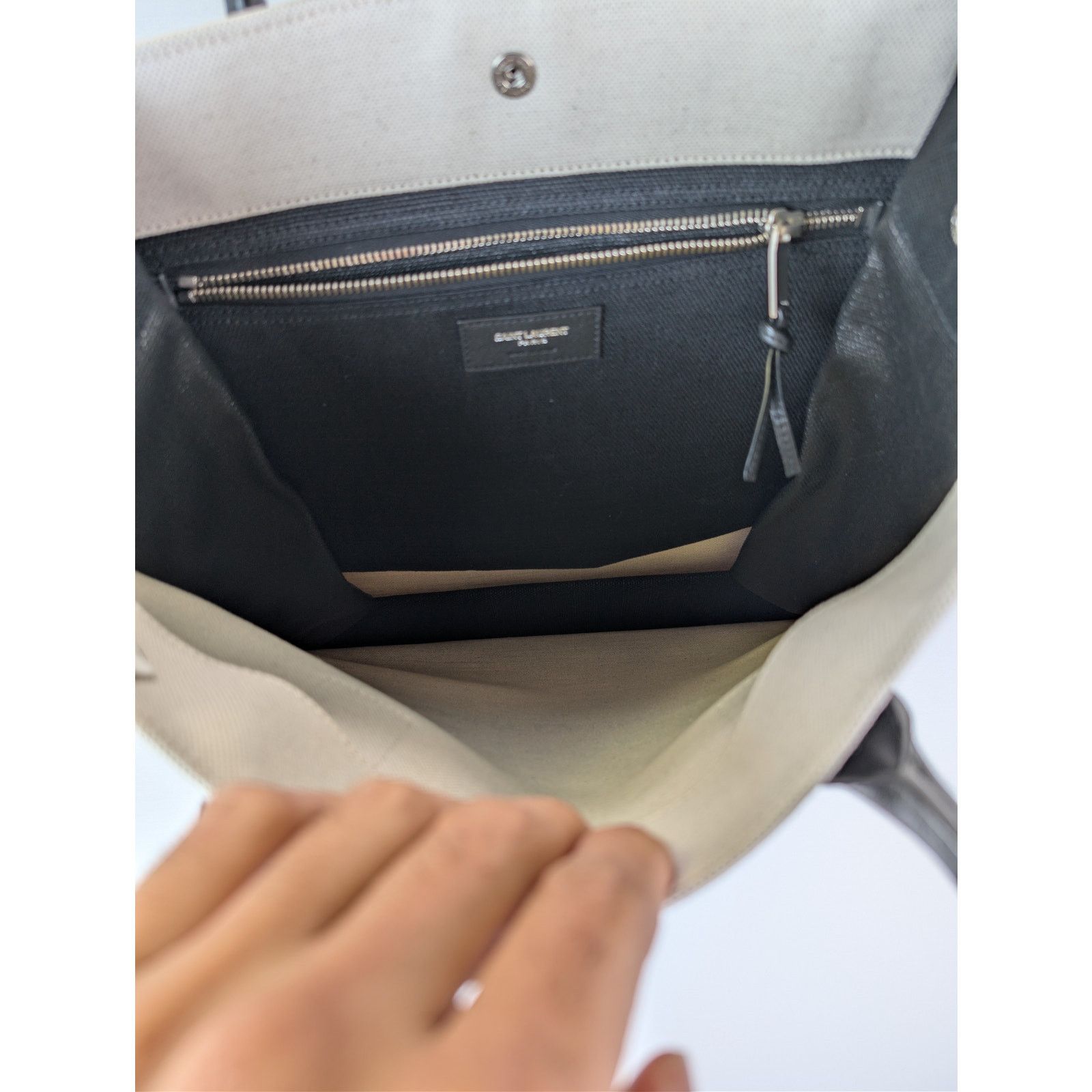 Saint Laurent Paris o1rshd1 Q:2 / Size: OS / Rive Gauche North / South Tote Bag Size ONE SIZE - 16 Thumbnail