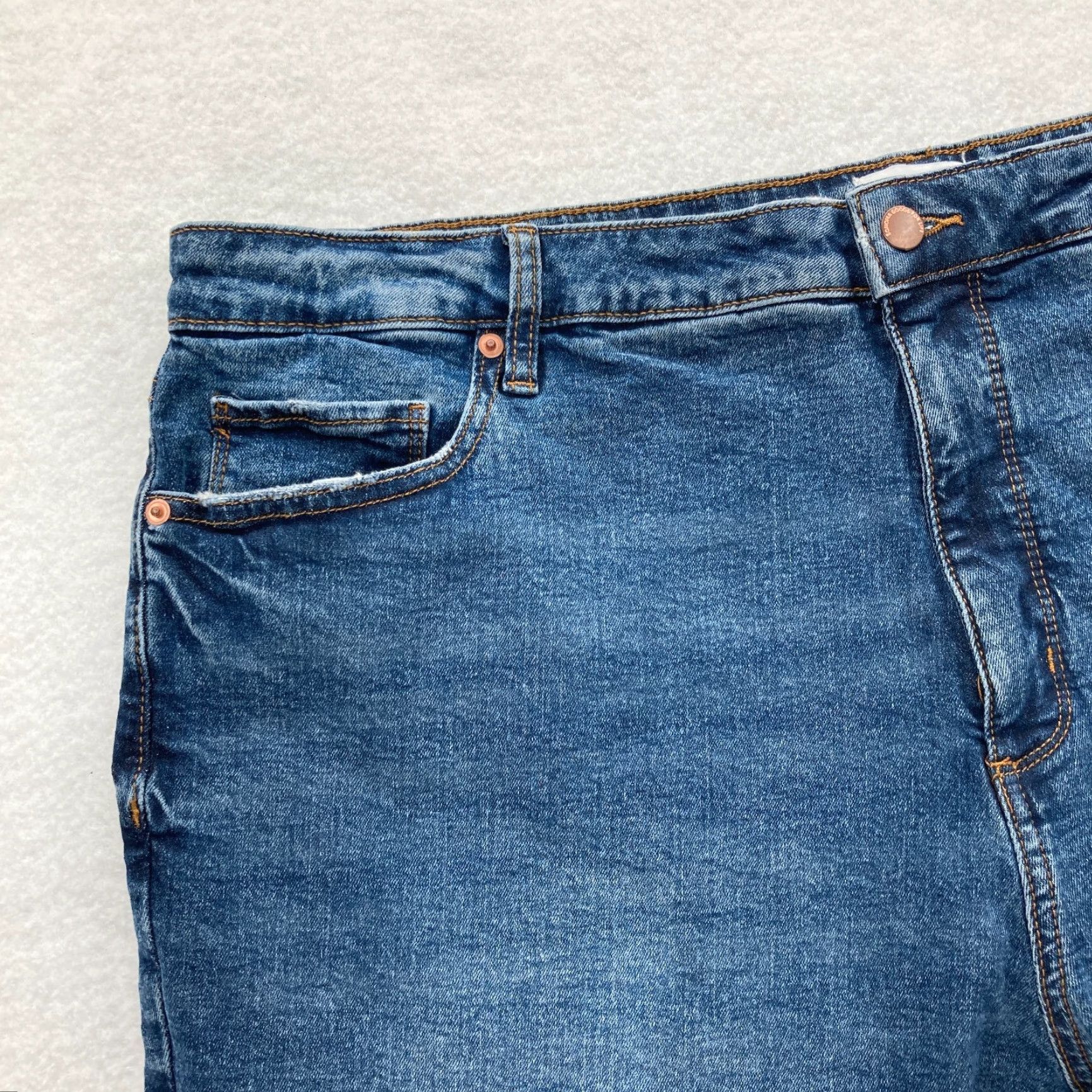 Vintage Sonoma Jeans Women's Plus 22W High Rise Straight Leg Blue Stretch Denim Comfort Shirt Mens Womens? Size 40" / US 18 - 3 Thumbnail