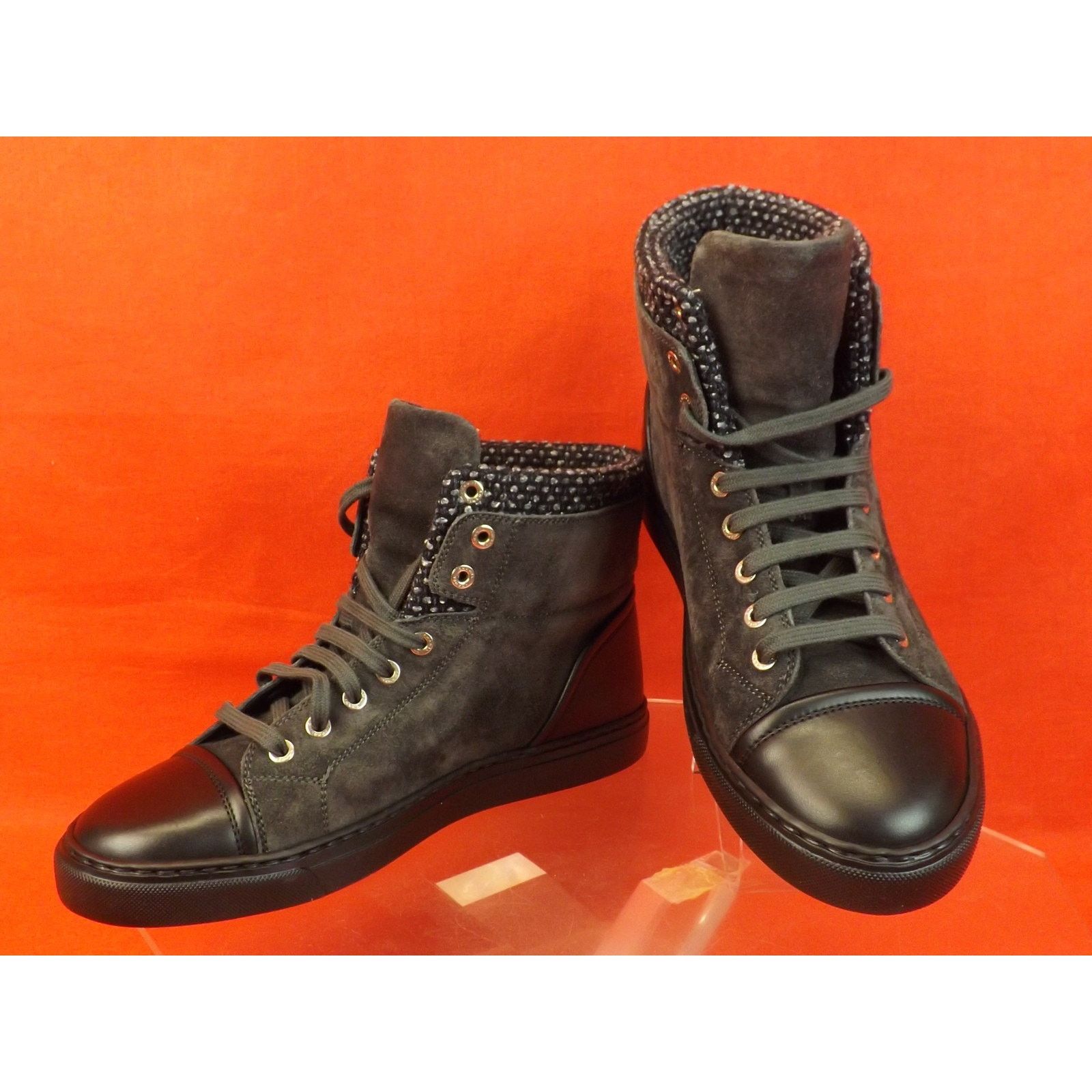 CHANEL G31058 GRAY BLACK SUEDE LEATHER CC LOGO SNEAKERS 36