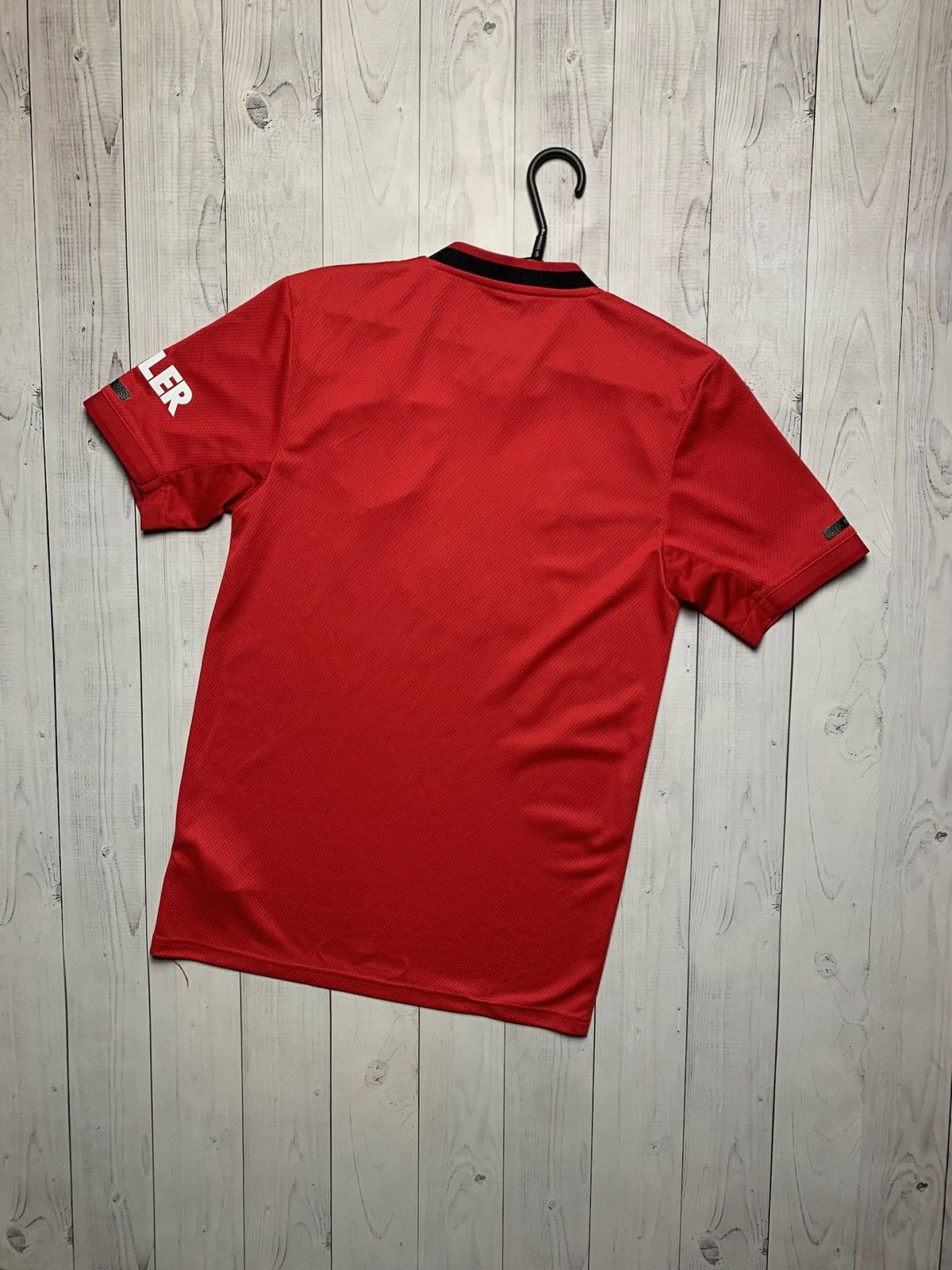 Adidas × Vintage Vintage adidas Manchester United soccer jersey size Xs Size US XS / EU 42 / 0 - 5 Thumbnail