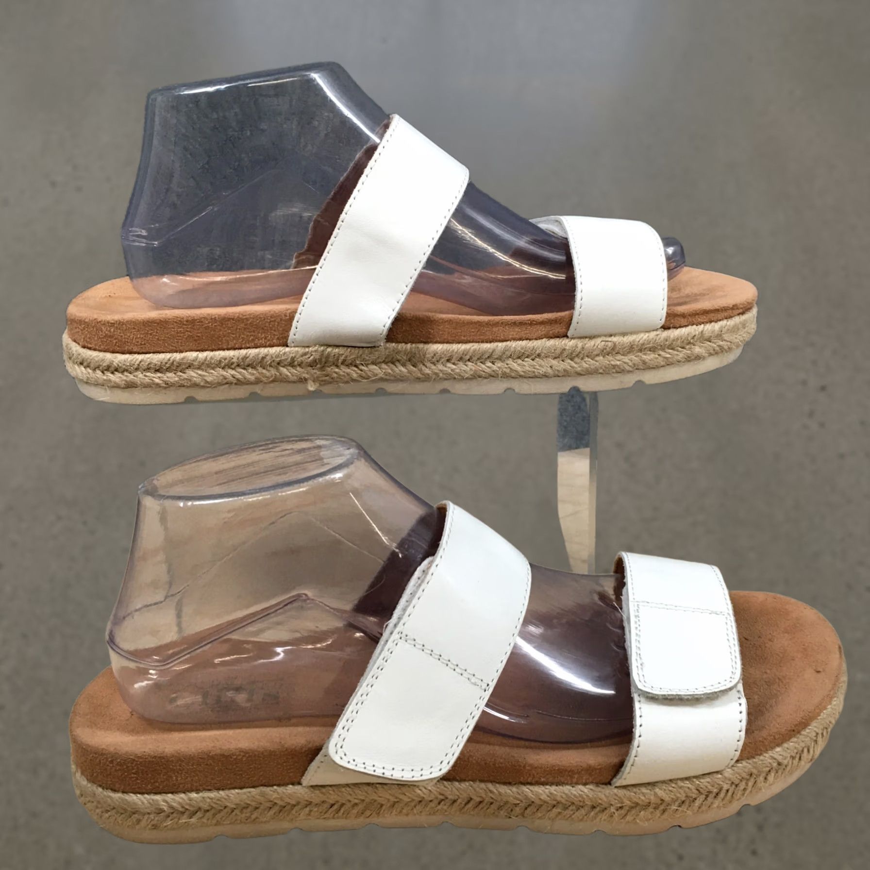 Vintage Cliffs by White Mountain Sandals Womens 10 M Tionna Slide White Leather Open Toe Casual Slip On Shoes Size US 10 / IT 40 - 1 Thumbnail