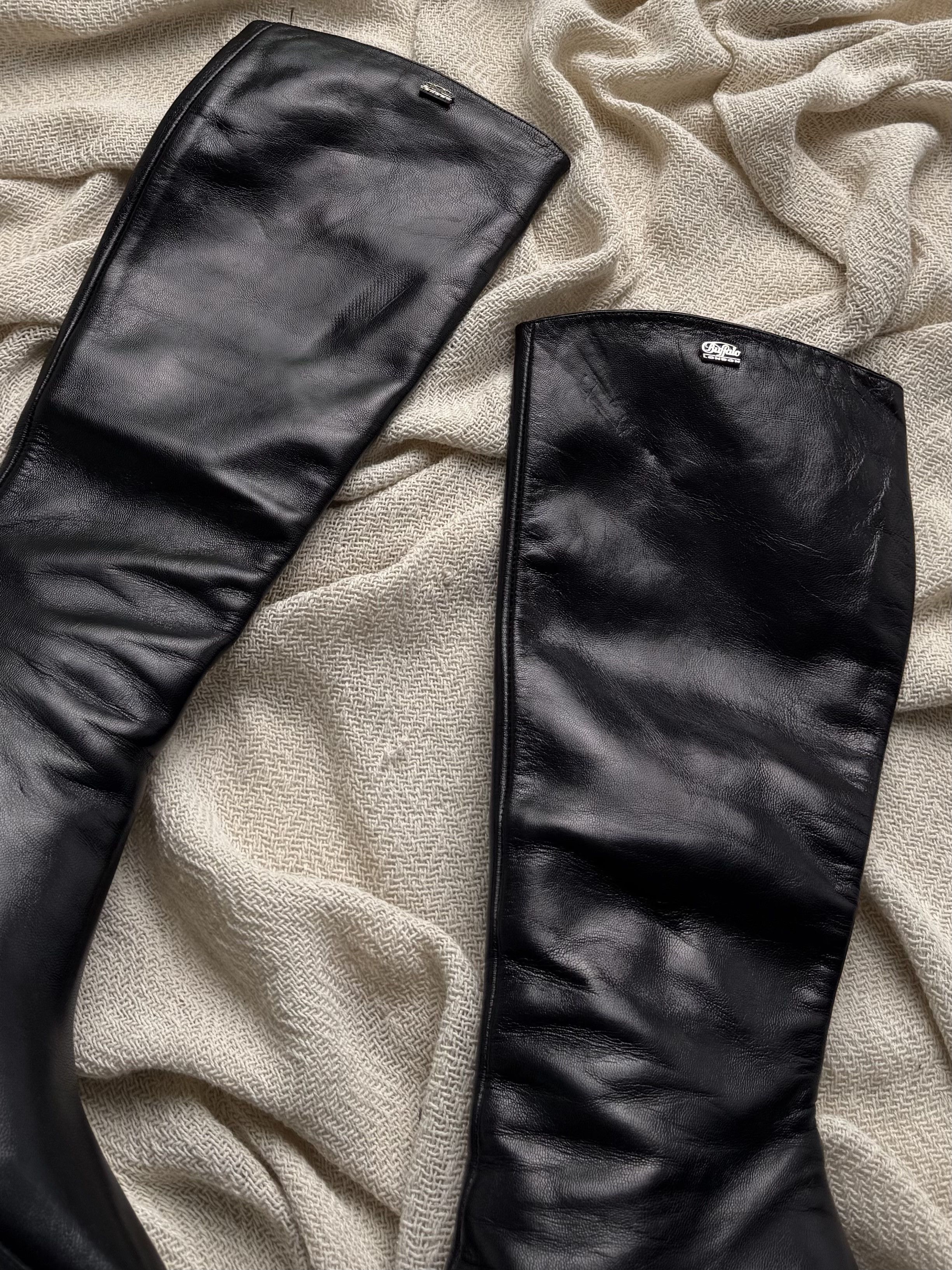 Vintage Vintage Leather Knee High Square Toe High Heel Zip Boots Size US 6 / IT 36 - 3 Thumbnail
