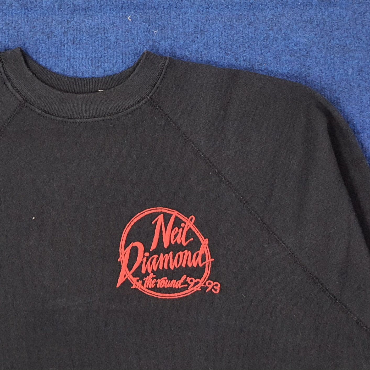 Band Tees Vintage Neil Diamond American Singer Sweatshirt C246N19 Size US L / EU 52-54 / 3 - 4 Thumbnail