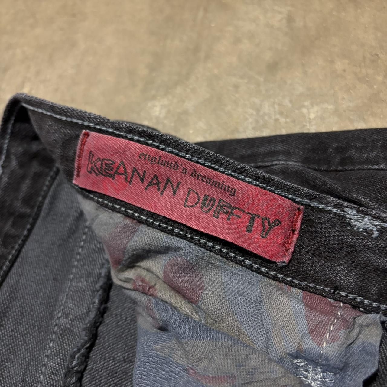Vintage Vintage Low Rise Boot Cut Denim Jeans Black Faded Grunge Y2K Size US 38 / EU 54 - 8 Thumbnail