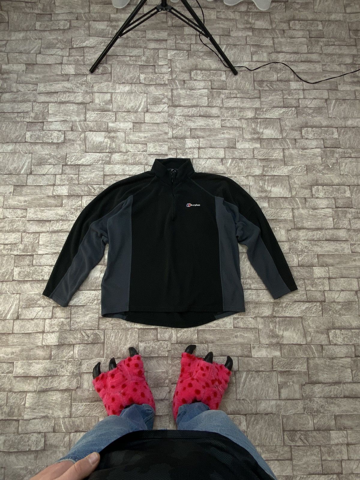 Berghaus × Japanese Brand × Mountain Hardwear Berghaus Black Quarter Zip Techwear Fleece Men’s XXl Size US XL / EU 56 / 4 - 2 Thumbnail