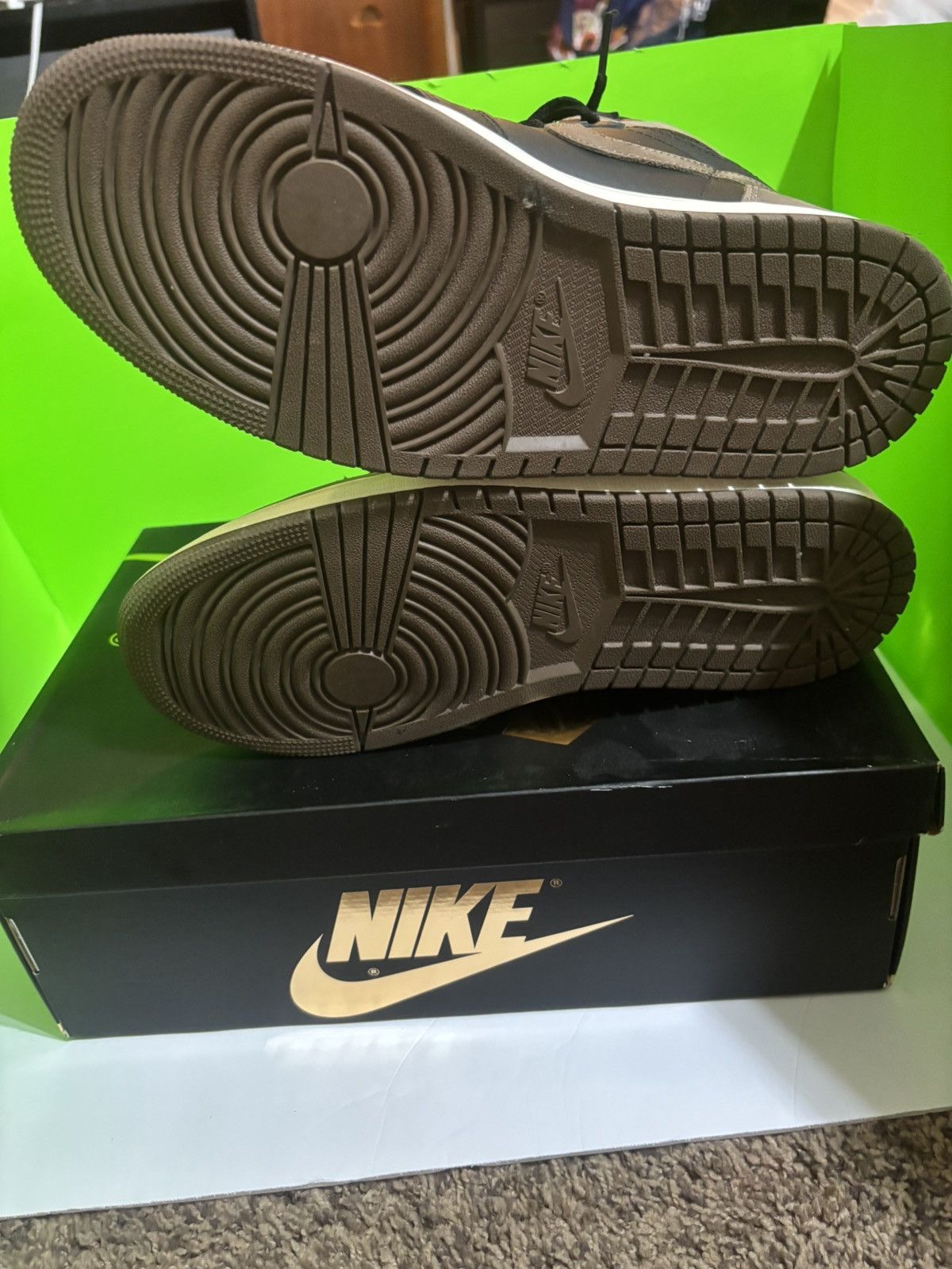 Jordan Brand Jordan 1 Palomino, 9.5 Size US 9.5 / EU 42-43 - 4 Thumbnail