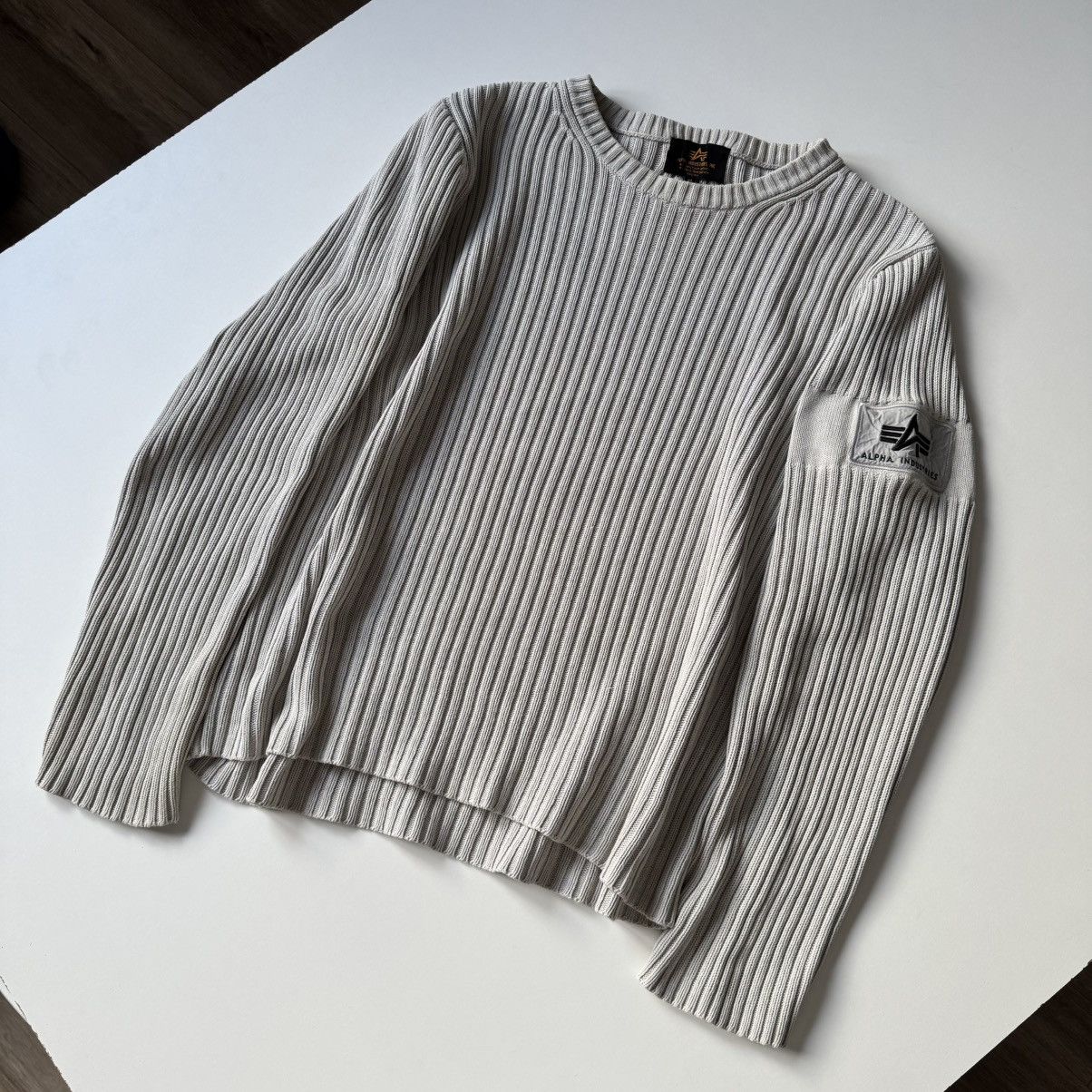 Alpha Industries × Japanese Brand × Vintage Vintage Alpha Industries Ribbed Embroidered Logo 90s Sweater Size US XL / EU 56 / 4 - 2 Thumbnail