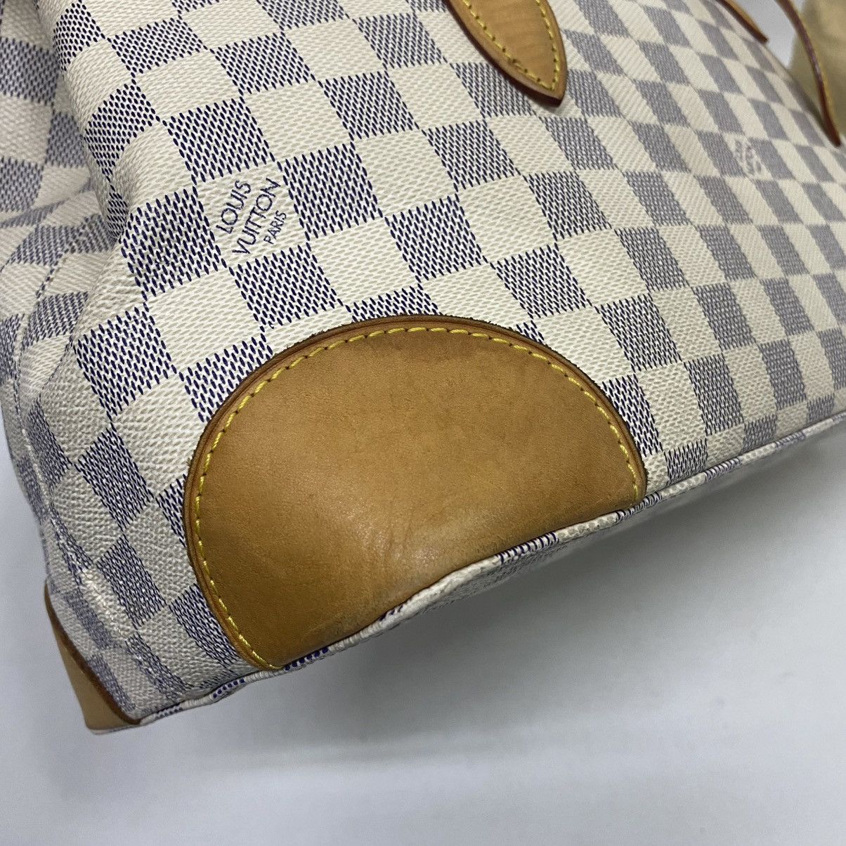 Louis Vuitton AUTHENTIC LOUIS VUITTON DAMIER AZUR HAMPSTEAD MM TOTE BAG Size ONE SIZE - 11 Thumbnail