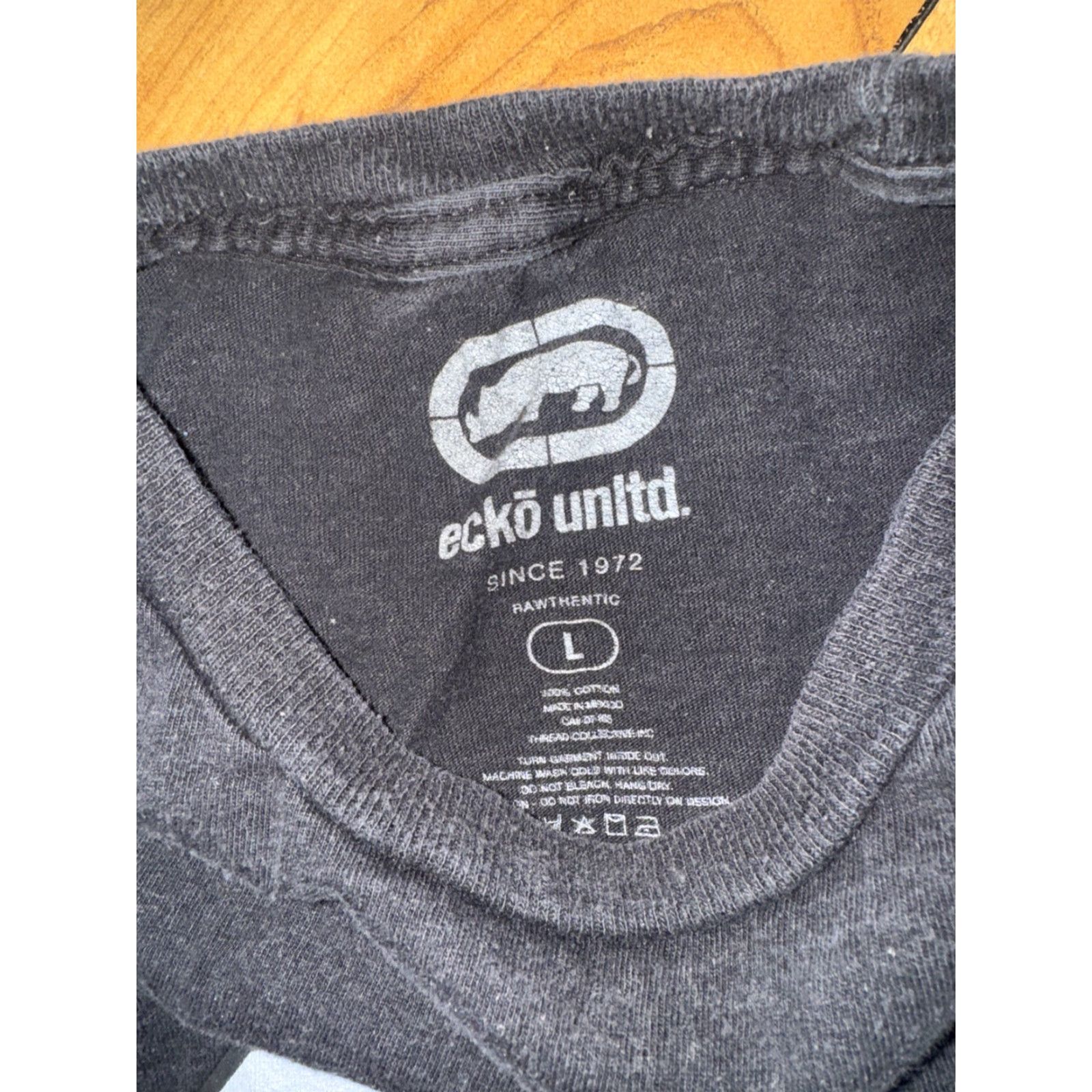 Ecko Unltd. VINTAGE Ecko Unltd T-Shirt Rhino Black L Mens 21x28 Hip Hop Streetwear Graffiti 90s Size US L / EU 52-54 / 3 - 3 Thumbnail
