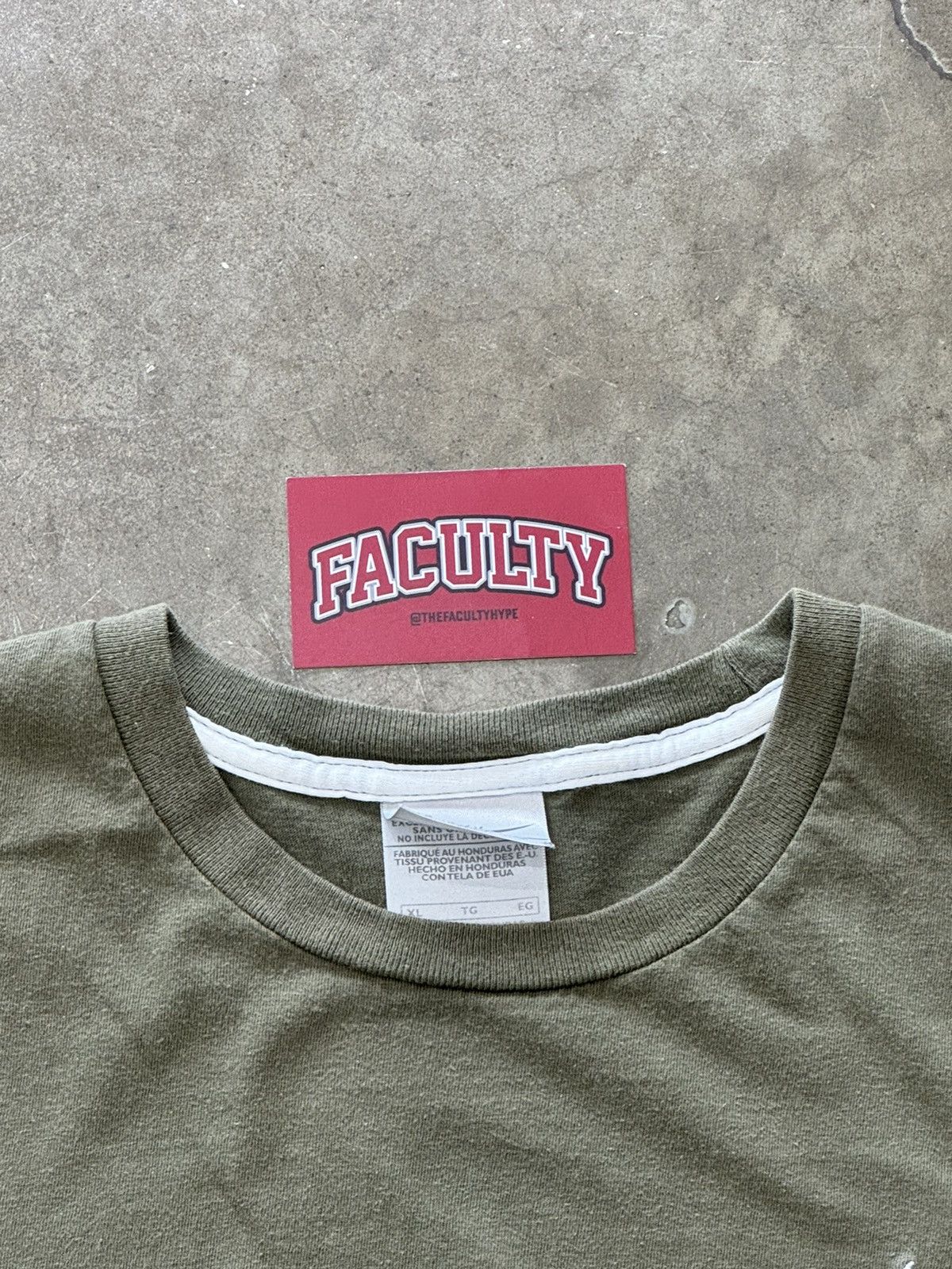 Nike Vintage Early 2000s Nike Embroidered Front Graphic Tee XL Size US XL / EU 56 / 4 - 3 Thumbnail