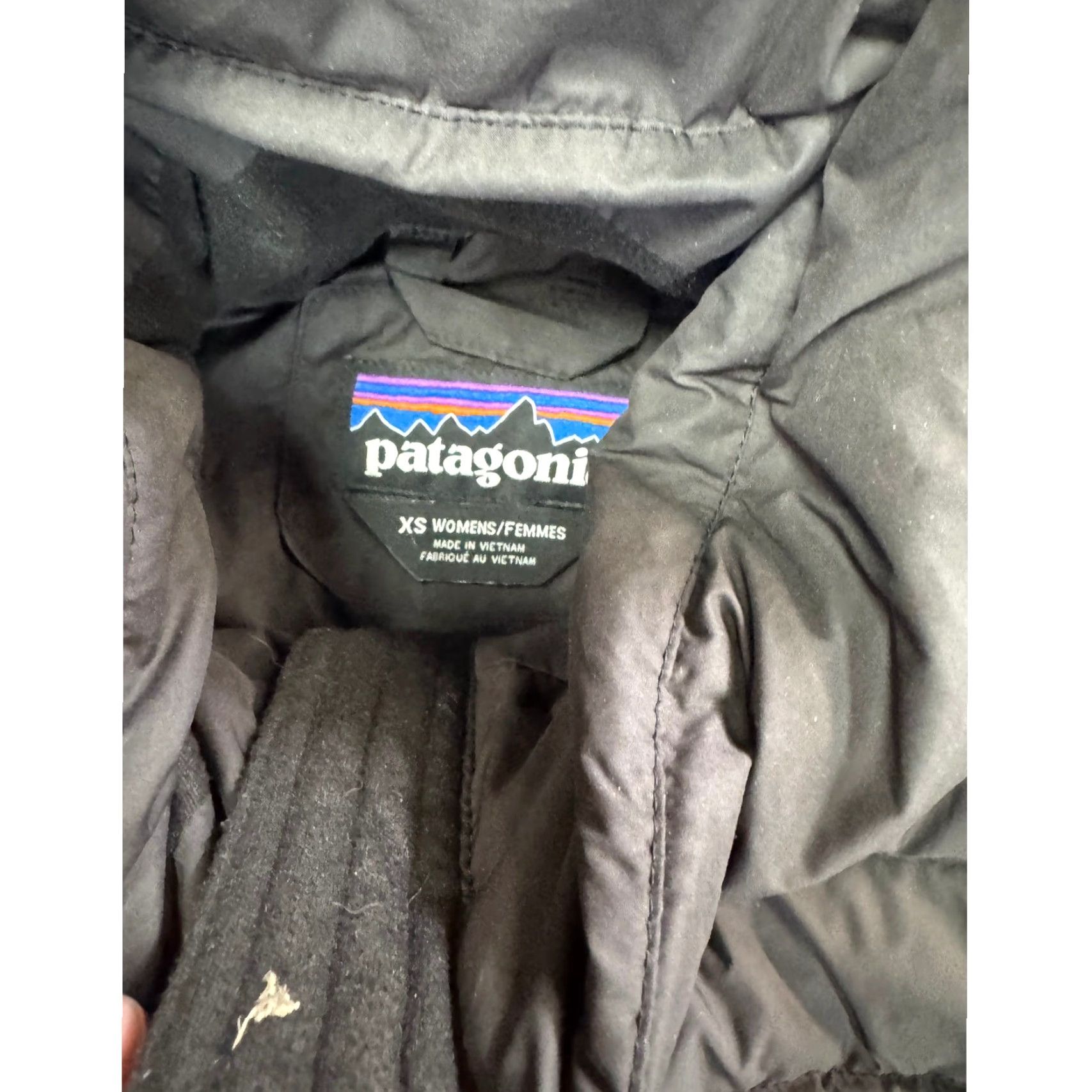 Patagonia Patagonia Silent Down Jacket Women's Sz XS Long Puff Black Hide Hooded Parka Size XS / US 0-2 / IT 36-38 - 4 Thumbnail