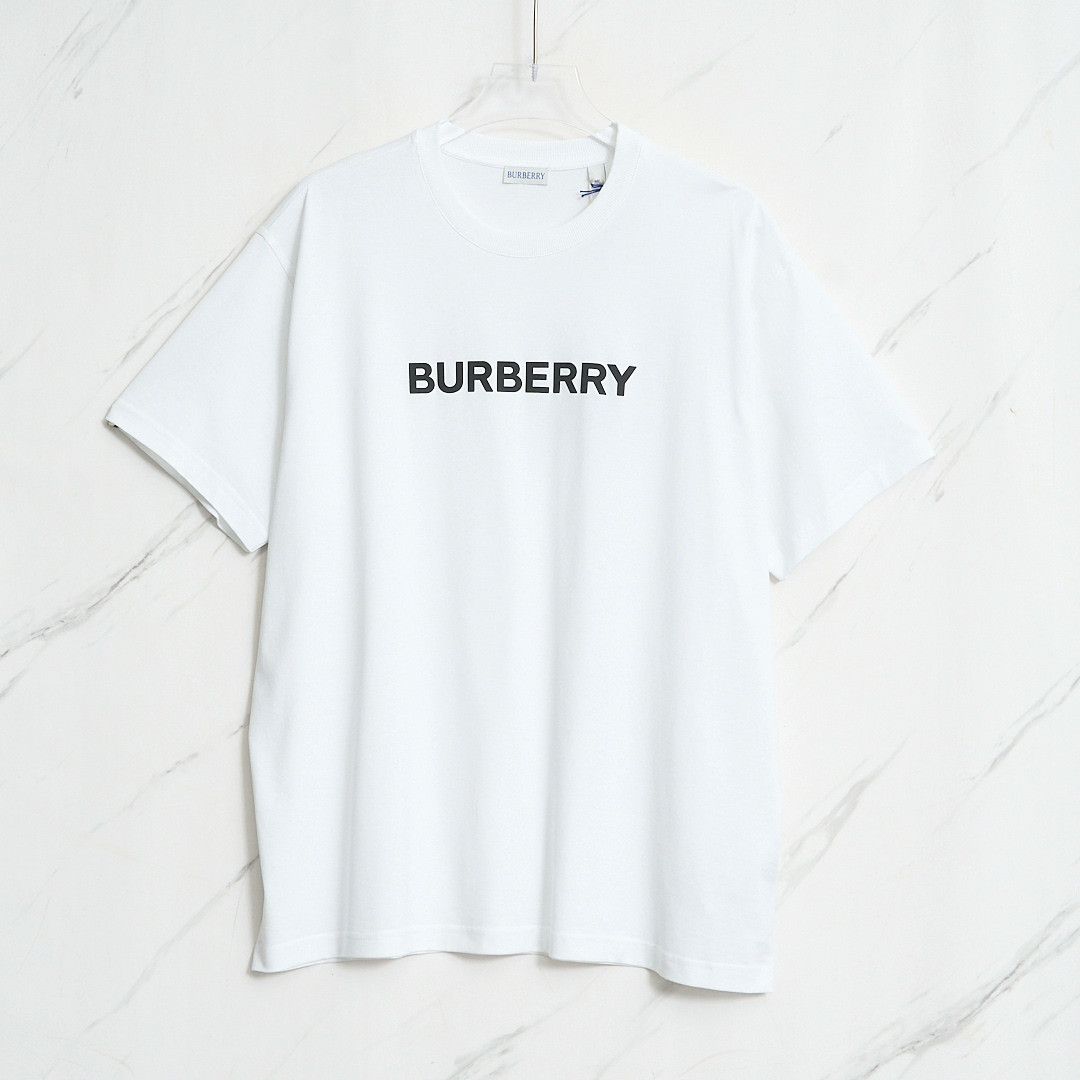 Burberry Burberry Unisex Logo Solid T-Shirt Size US M / EU 48-50 / 2 - 1 Thumbnail