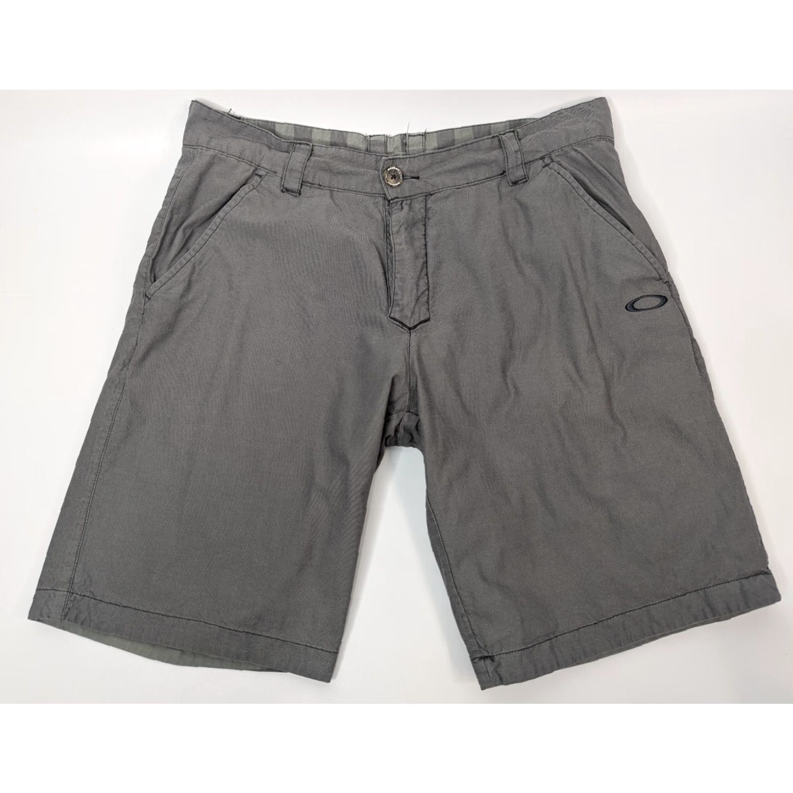 Oakley Oakley Addison Striped Reversible Shorts Mens Size 34 Chino Gray 9 In Inseam Pockets Logo Size US 34 / EU 50 - 3 Thumbnail