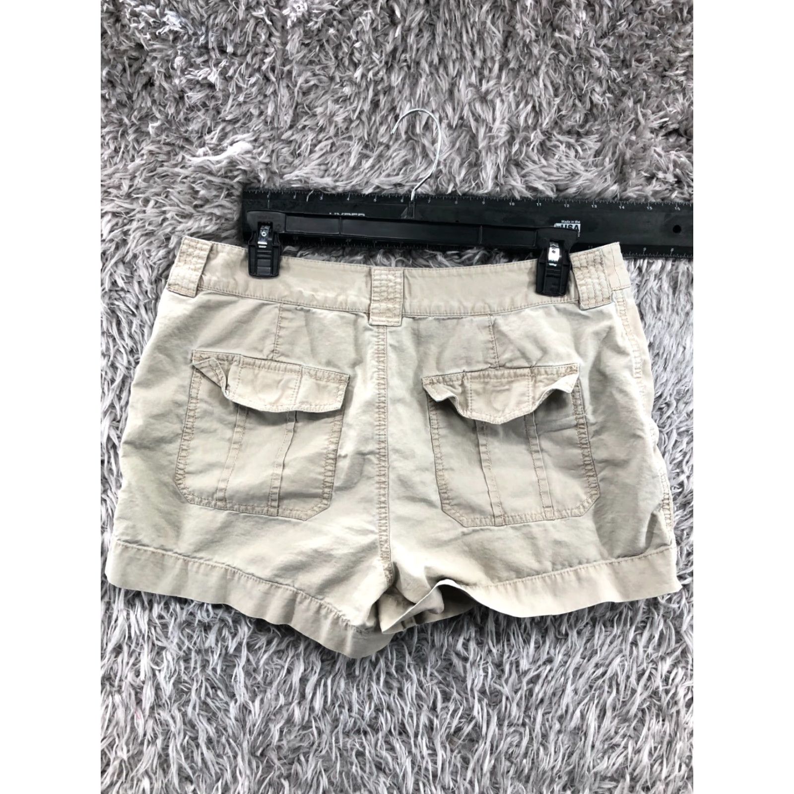 Vintage Lizwear Chino Shorts Womens Size 10 Mid Rise Medium Beige Casual 5-Pocket Denim Size 32" / US 10 / IT 46 - 7 Thumbnail