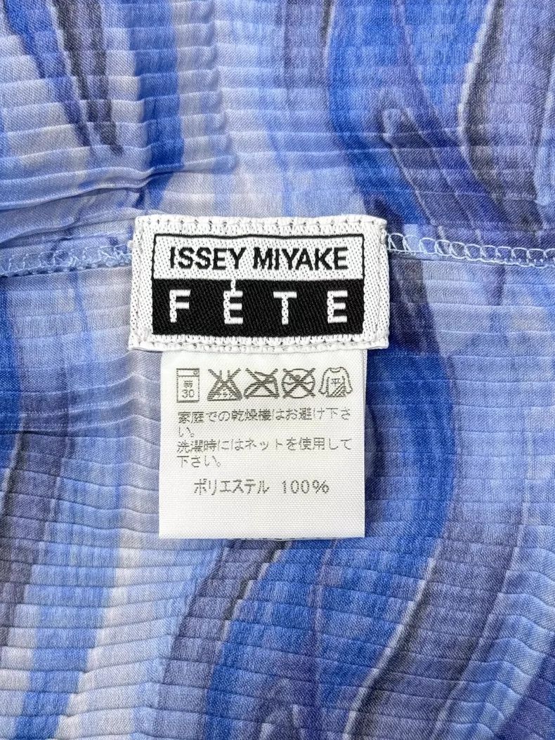 Issey Miyake Issey Miyake Blue ink-wash wave top Size M / US 6-8 / IT 42-44 - 3 Thumbnail
