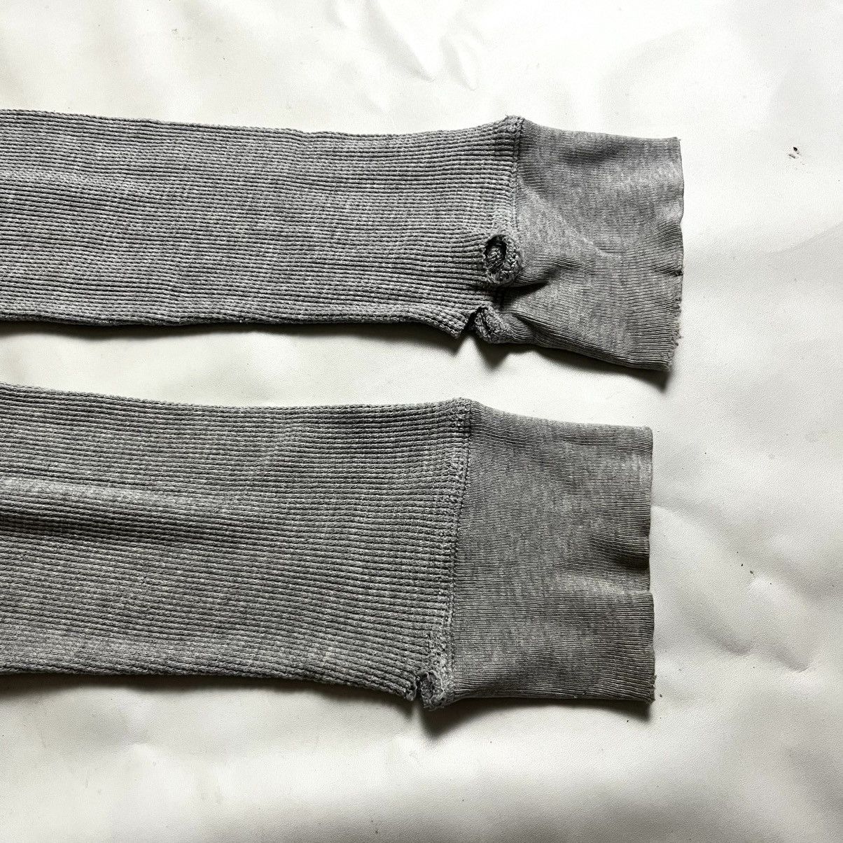 Stussy 🔥RARE🔥00s Stussy Thrashed hoodie Gray Size US S / EU 44-46 / 1 - 5 Thumbnail