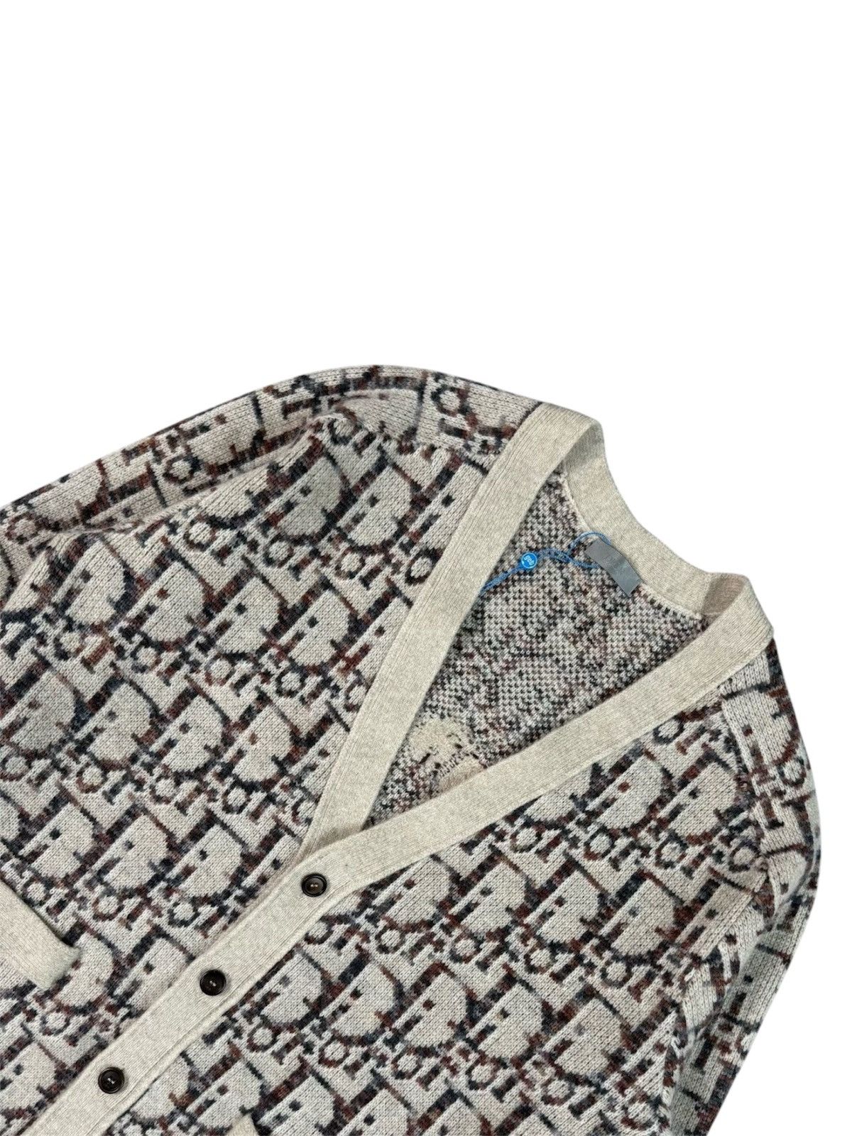 Dior Christian Dior M V Neck Button Up Cardigan Wool Monogram Size US M / EU 48-50 / 2 - 3 Thumbnail