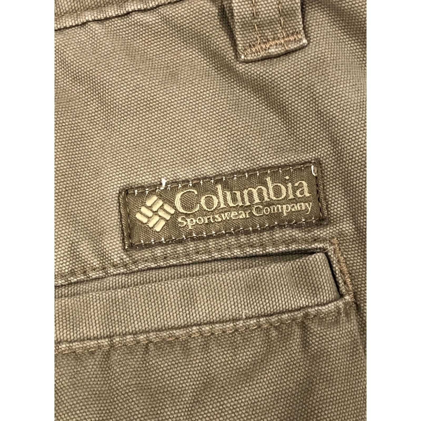 Vintage Columbia Cargo Shorts Cotton Brown 42 Mens Size 42 Button Closure Pockets Regular Fit Casual Size US 42 / EU 58 - 6 Thumbnail