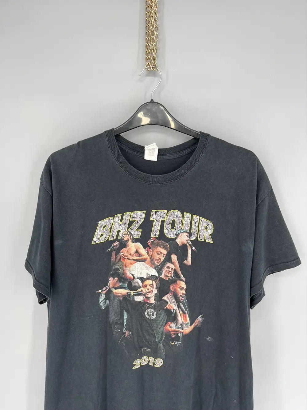 Band Tees × Rap Tees Vintage Tshirt Y2K Bananahaze "BHZ" Tour 2019 Size US L / EU 52-54 / 3 - 6 Thumbnail