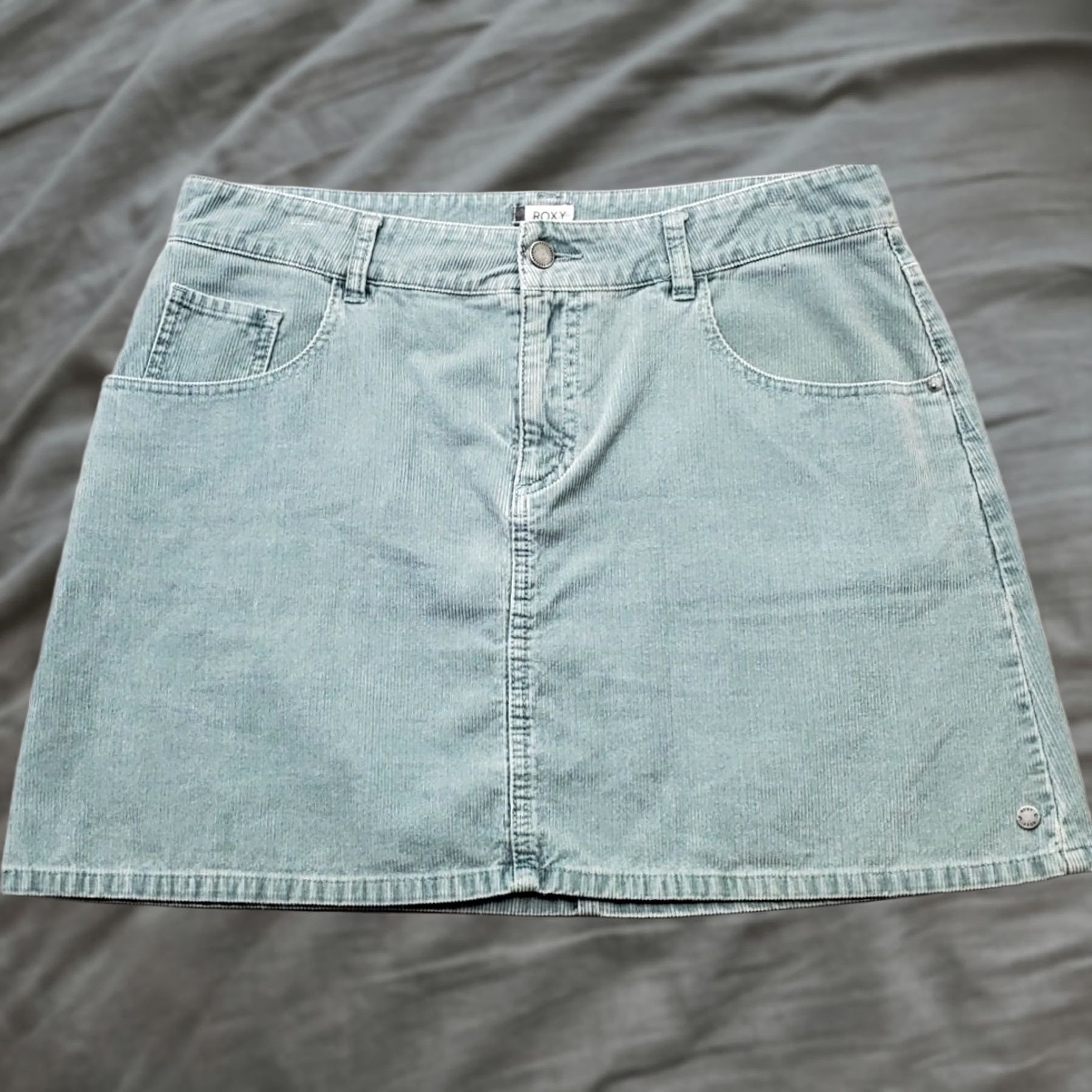 Vintage ROXY Womens XL Sage Green Corduroy A-Line Mini Skirt 5-Pocket Outdoor Size 40" / US 18 - 1 Thumbnail
