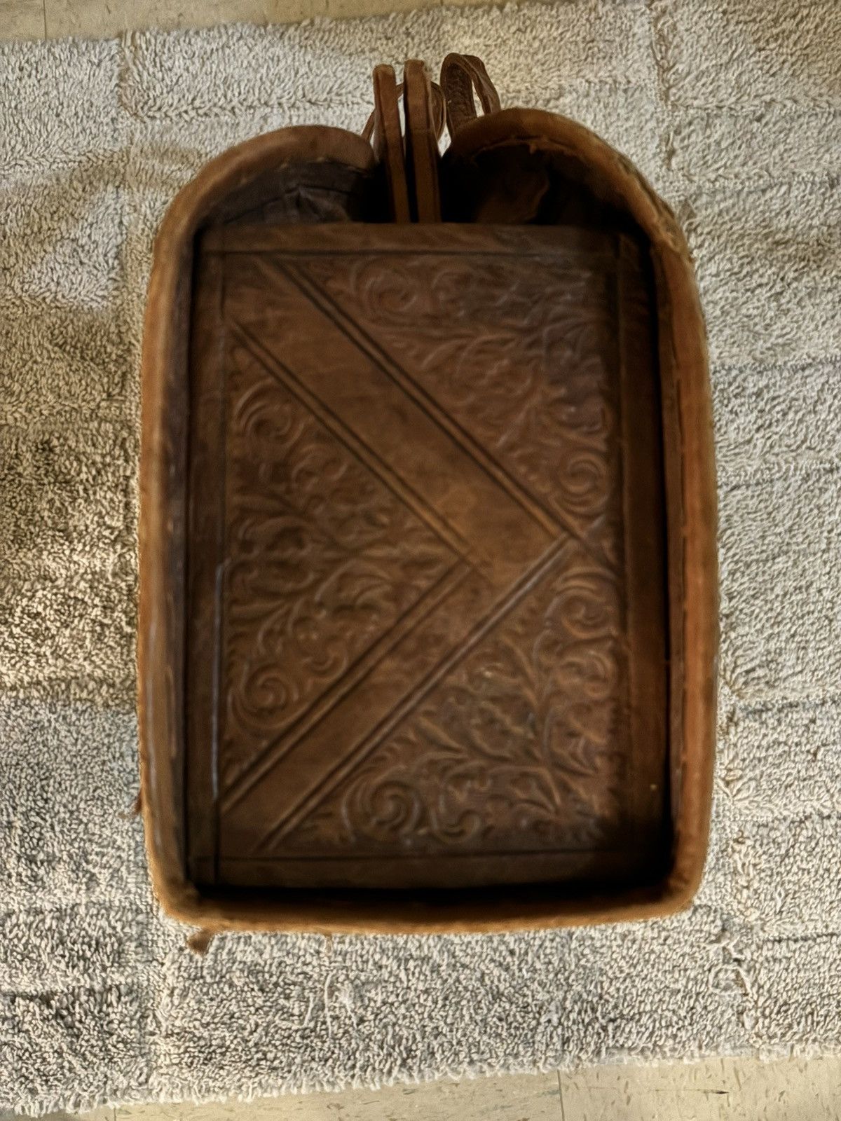 Vintage Vintage Handbag | 1960s Vintage Tooled Leather Handbag Size ONE SIZE - 5 Thumbnail