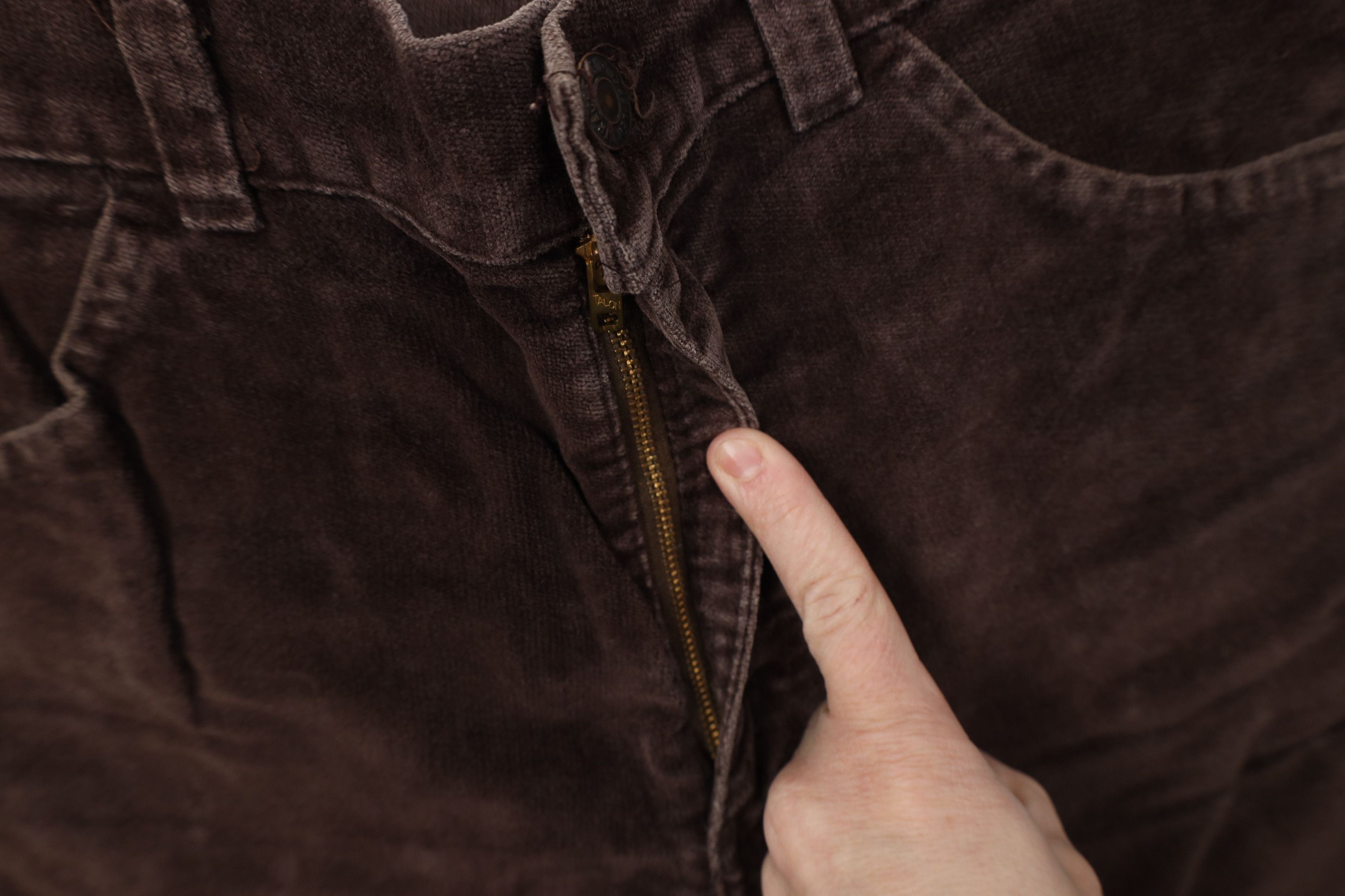Levi's Vintage 70s Levis Velour Corduroy Wide Leg Pants Brown USA Size US 30 / EU 46 - 6 Thumbnail