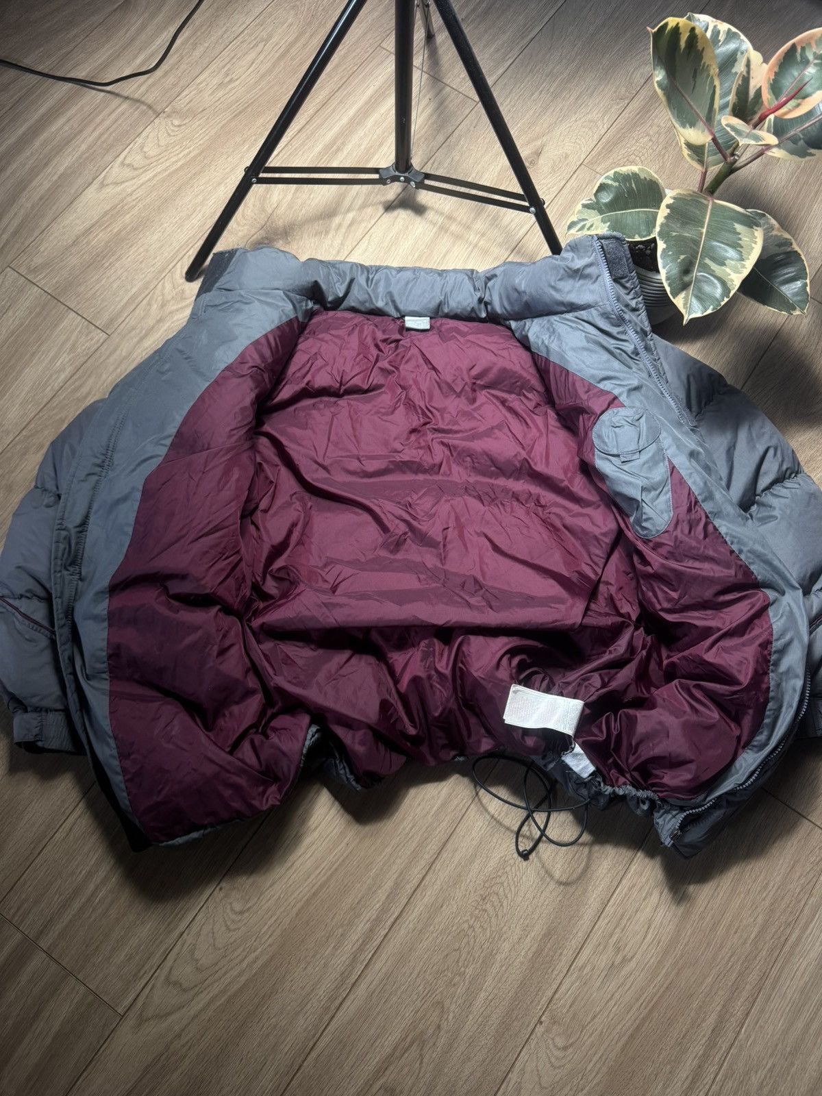 Nike 00s Nike Puffers Vintage y2k Oversized Swoosh Rap Usa Jacket Size US XL / EU 56 / 4 - 4 Thumbnail