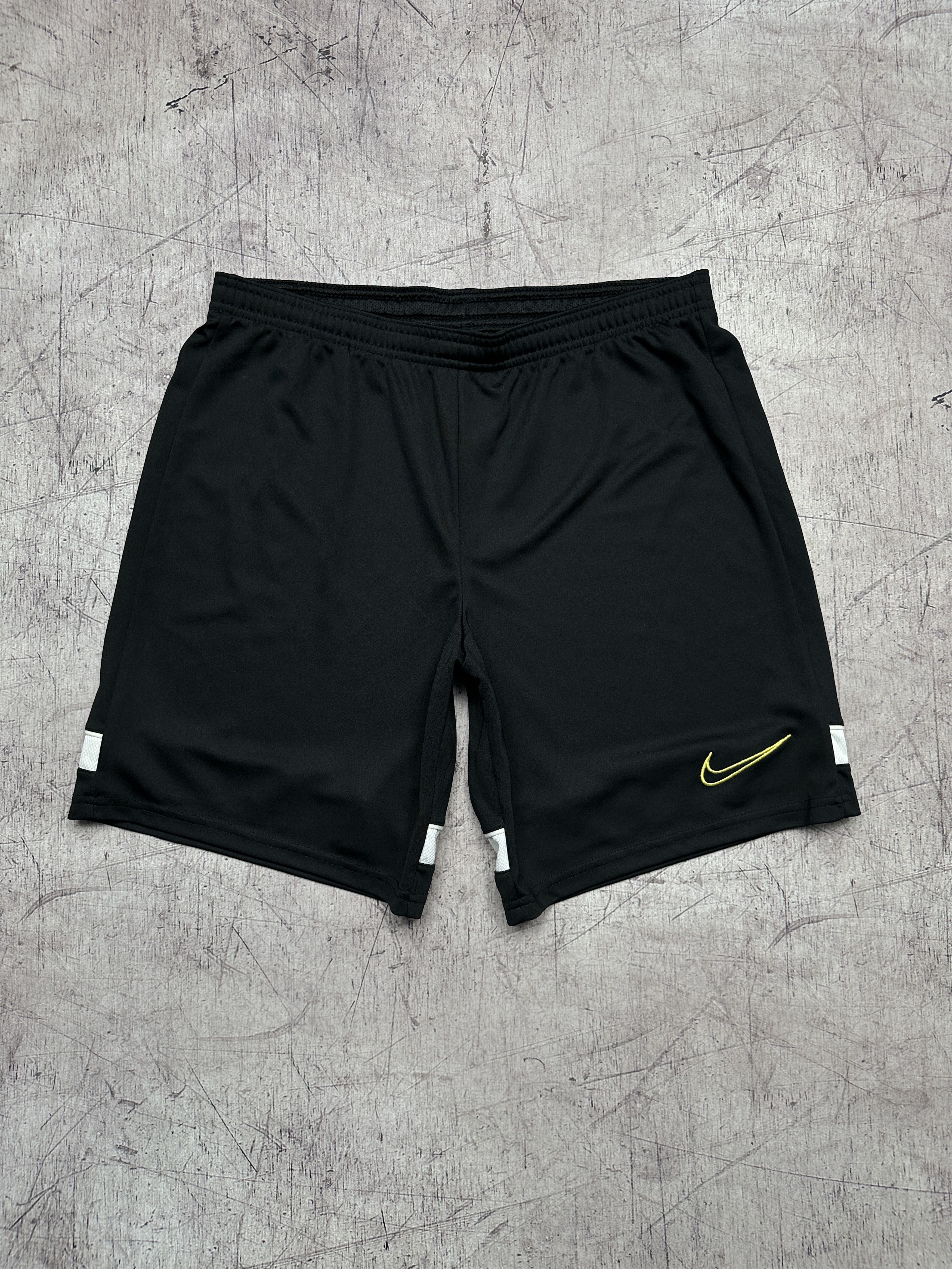 Nike Nike Dri Fit Vintage Mens Shorts Size US 32 / EU 48 - 1 Thumbnail