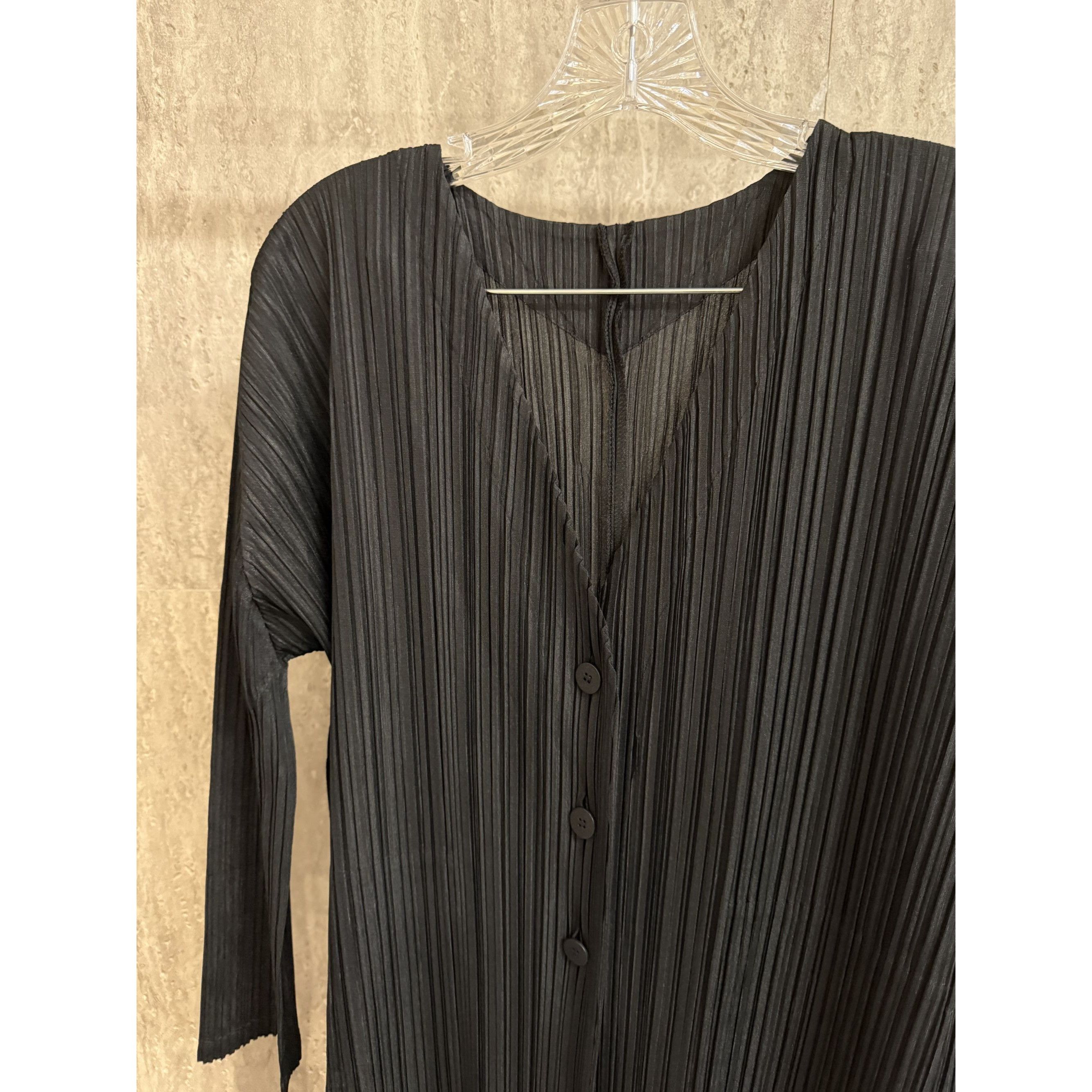 Issey Miyake Pleats Please Issey Miyake Black Long-Sleeve Button-Front Pl Size M / US 6-8 / IT 42-44 - 7 Thumbnail