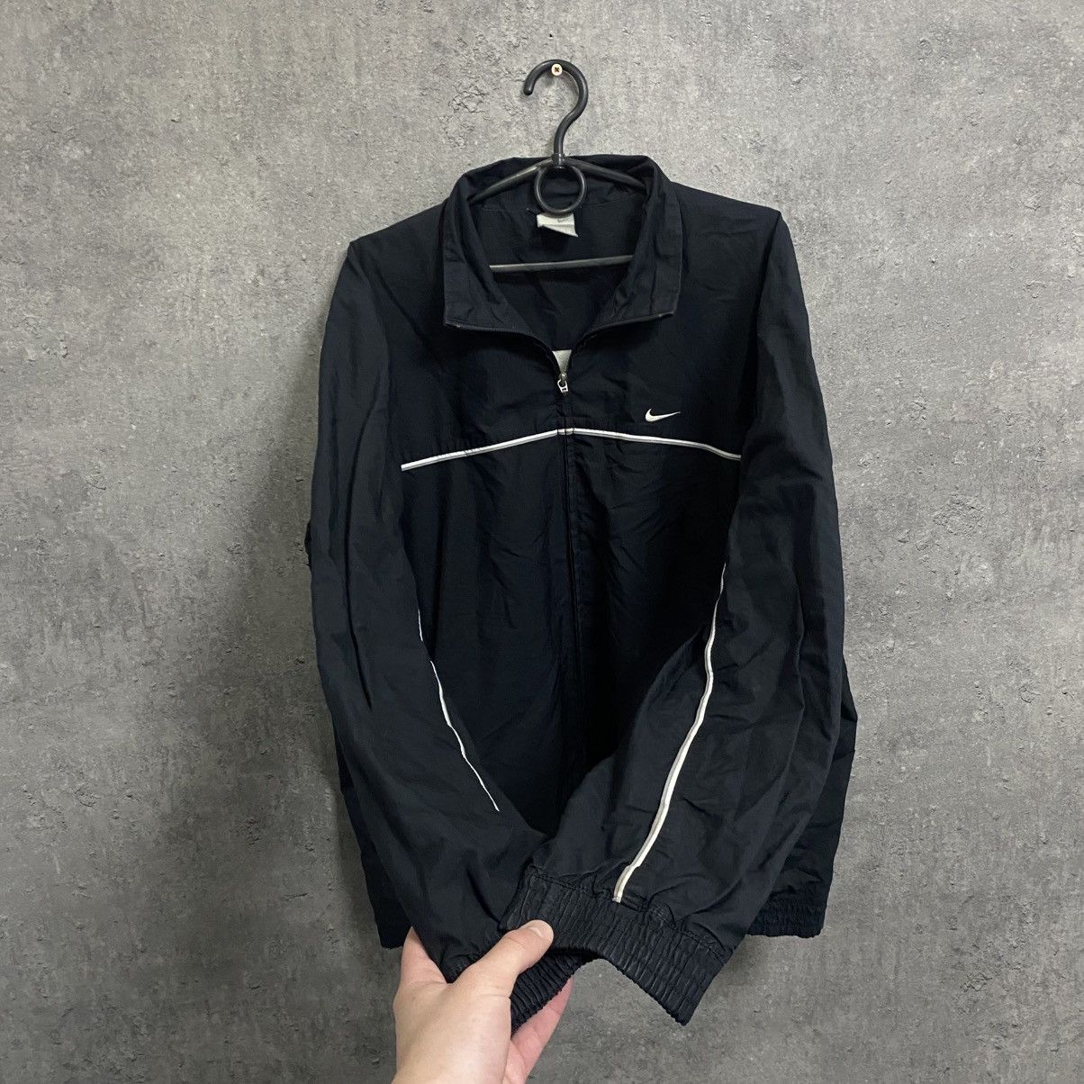 Nike Vintage Y2K Nike Track Jacket Nylon Top Striped Swoosh Size US L / EU 52-54 / 3 - 5 Thumbnail