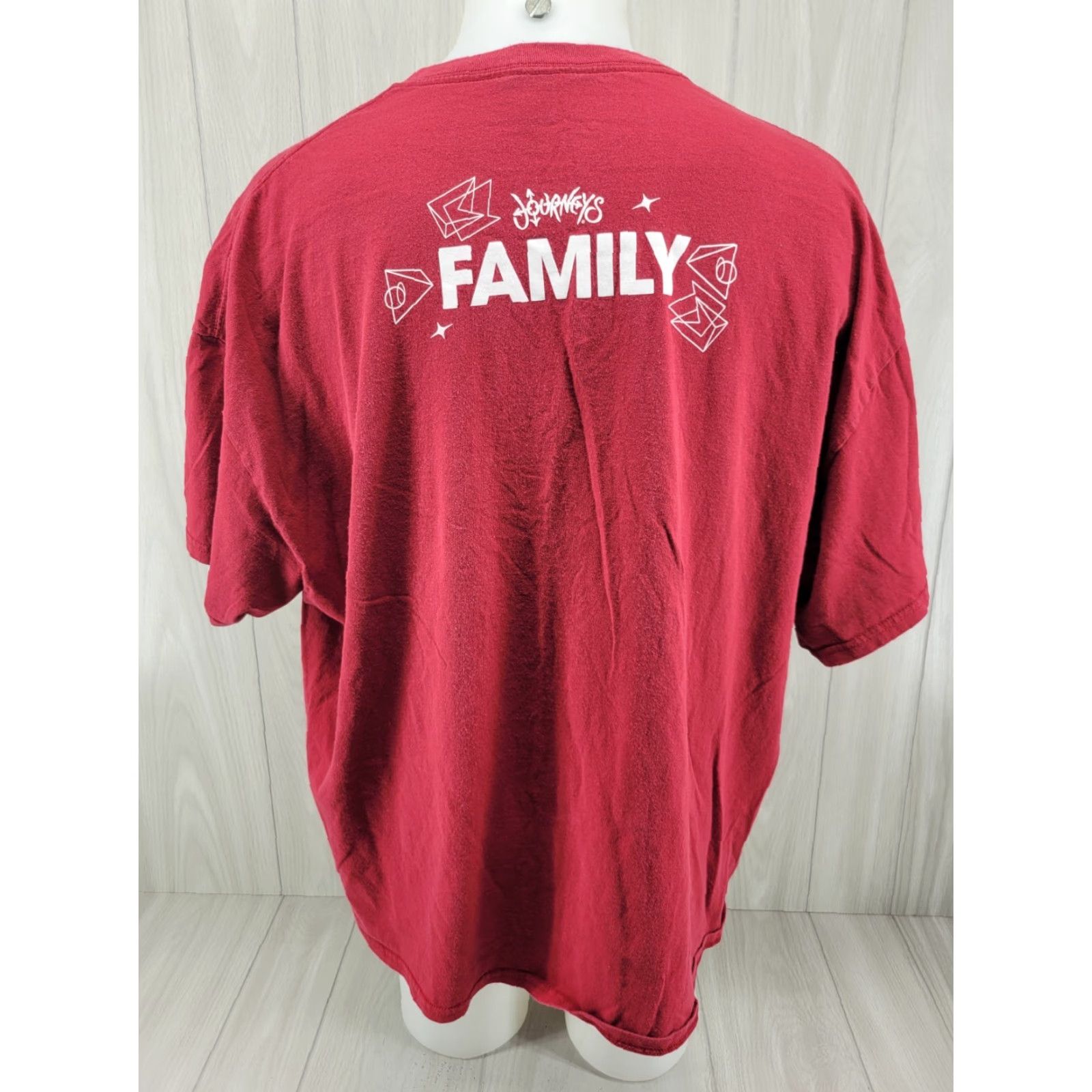 Vintage Journeys 4XL T-Shirt Mens Red Short Sleeve Crew Neck Logo Shirt Vintage? No — Cotton Image? Size US XXL / EU 58 / 5 - 6 Thumbnail